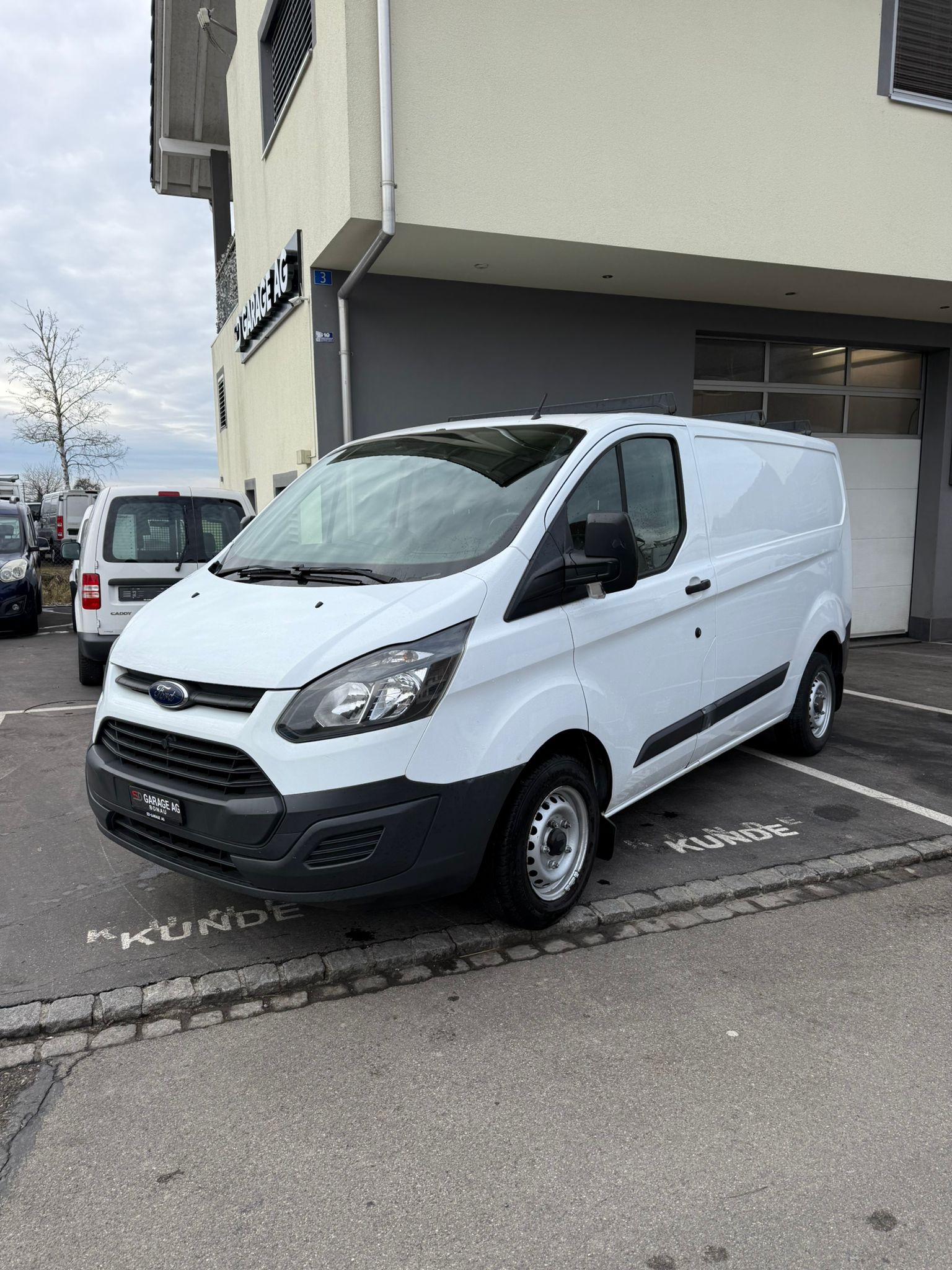 FORD Transit Custom Van 270 L1H1 Ambiente-image-11