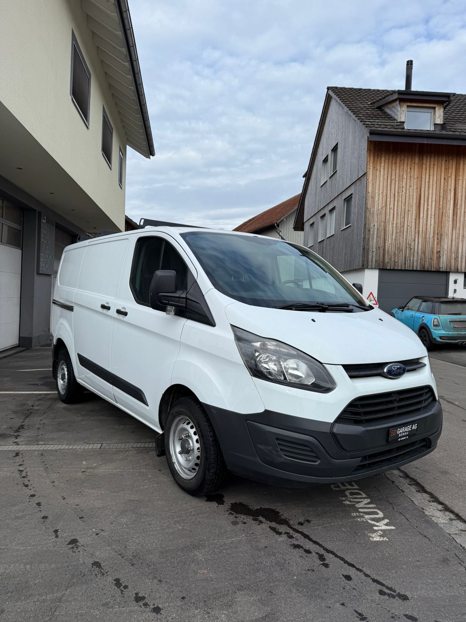 FORD Transit Custom Van 270 L1H1 Ambiente-image-3