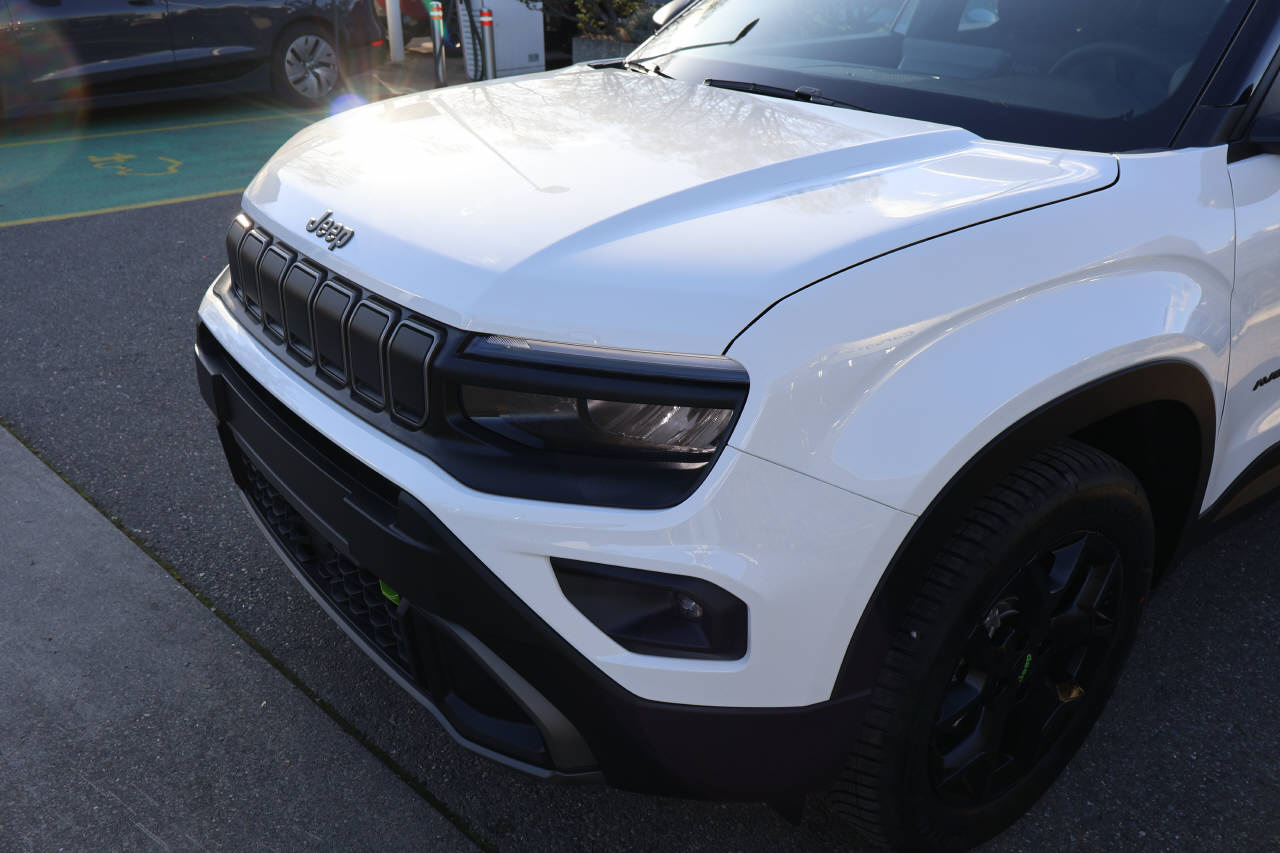 JEEP Avenger 1.2 MHEV Upland 4xe-image-7