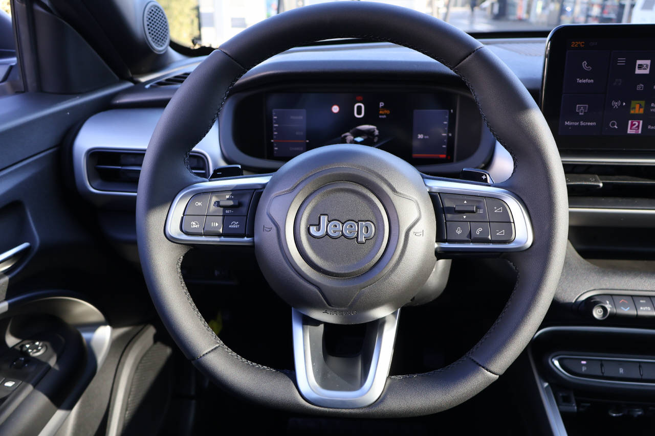 JEEP Avenger 1.2 MHEV Upland 4xe-image-11