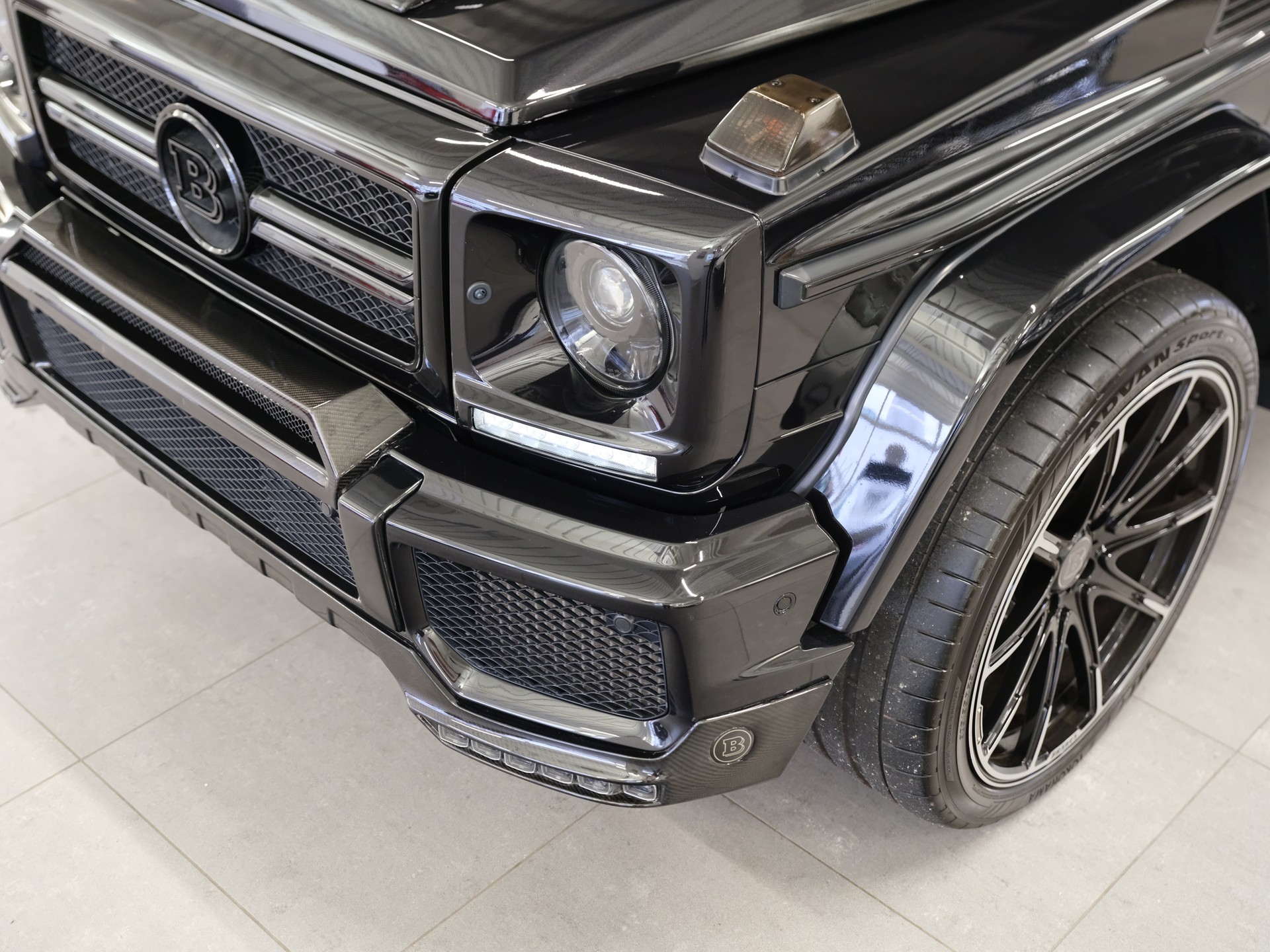MERCEDES-BENZ G 63 AMG Brabus Speedshift Plus 7G-Tronic *Sonderlackierung* *Schiebedach* *AHK*-image-9