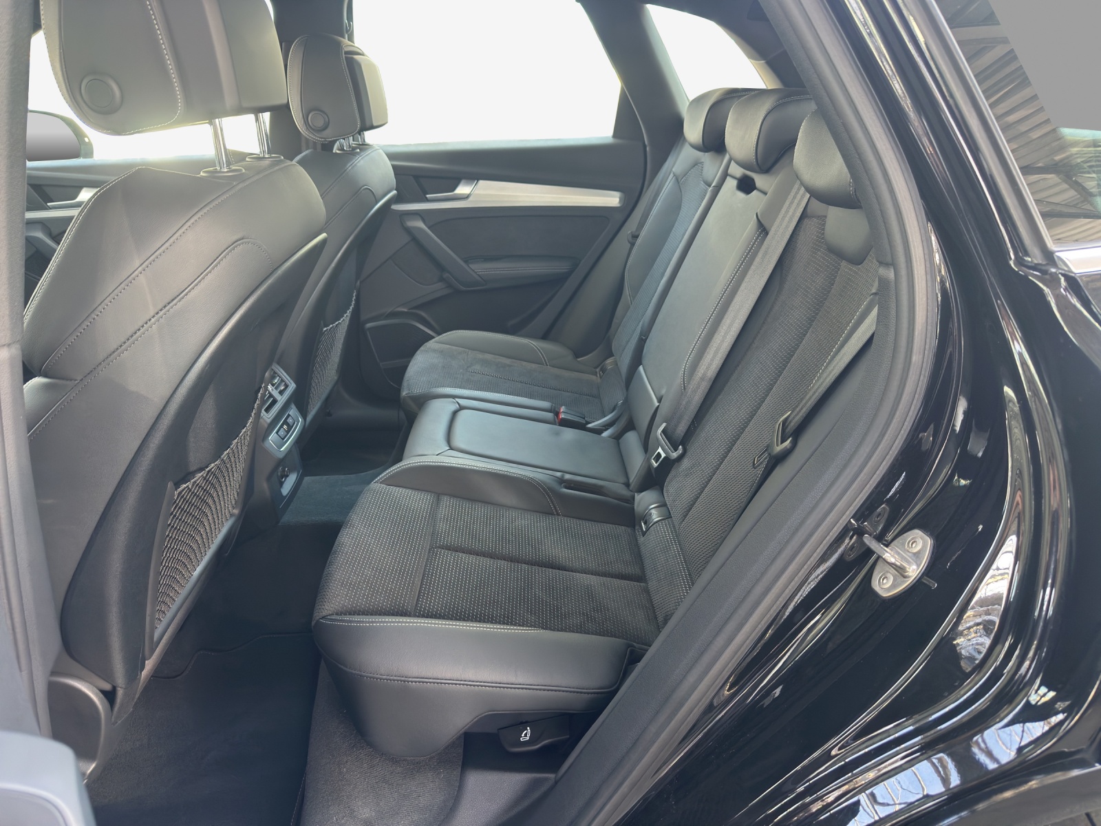 AUDI Q5 55 TFSI e sport quattro-image-12