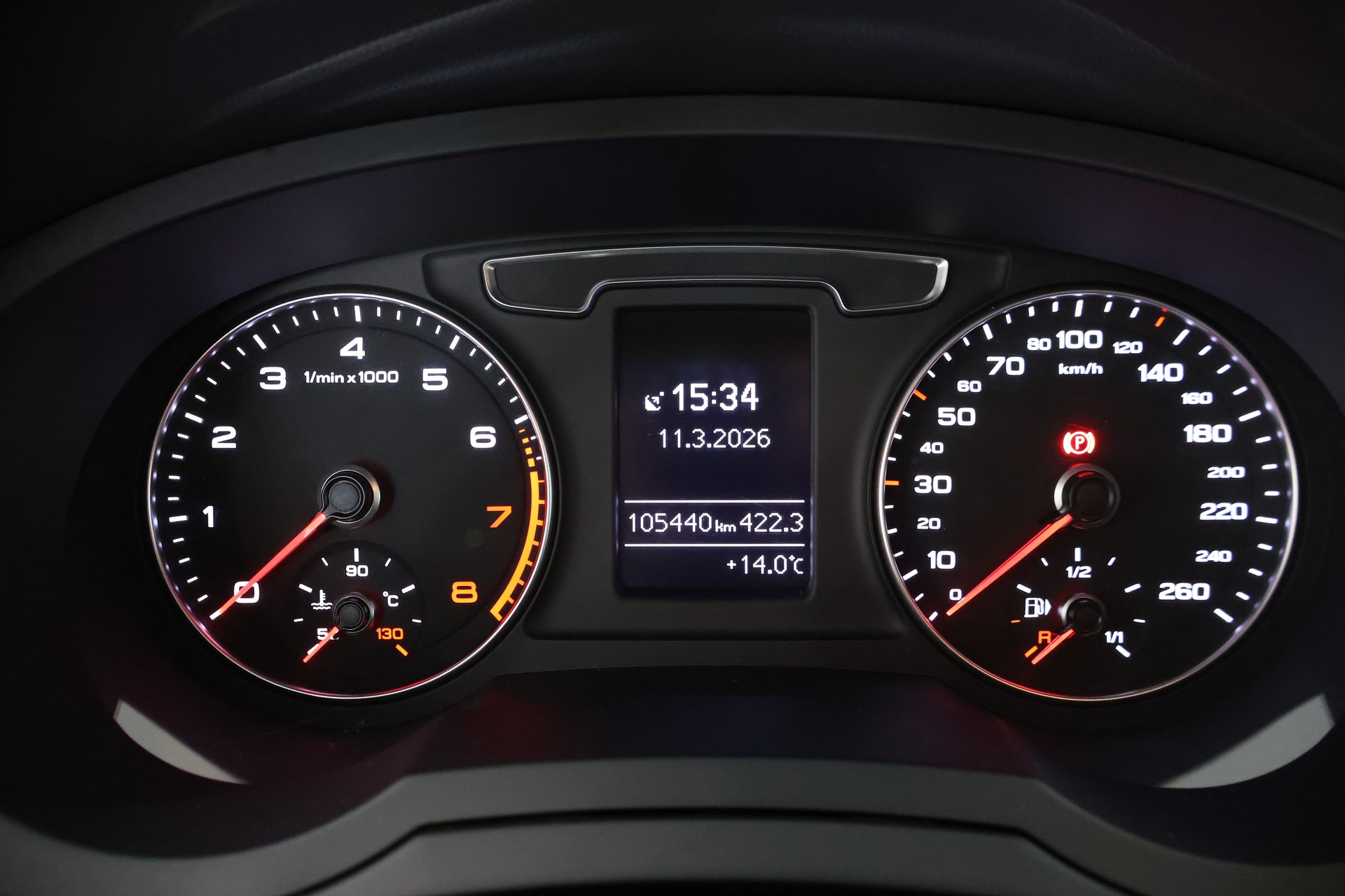 AUDI Q3 1.4 TFSI sport S-tronic-image-26