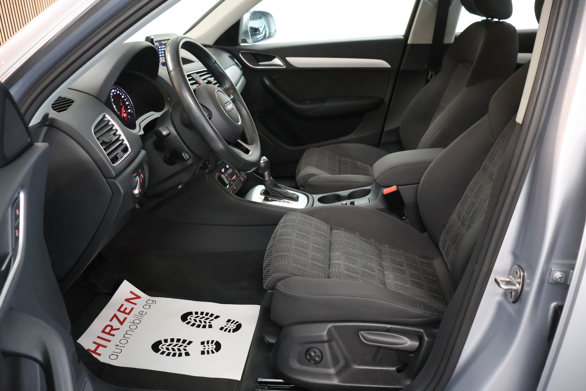 AUDI Q3 1.4 TFSI sport S-tronic-image-8