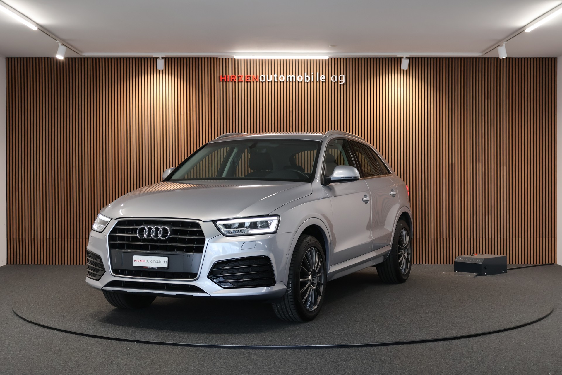 AUDI Q3 1.4 TFSI sport S-tronic-image-0