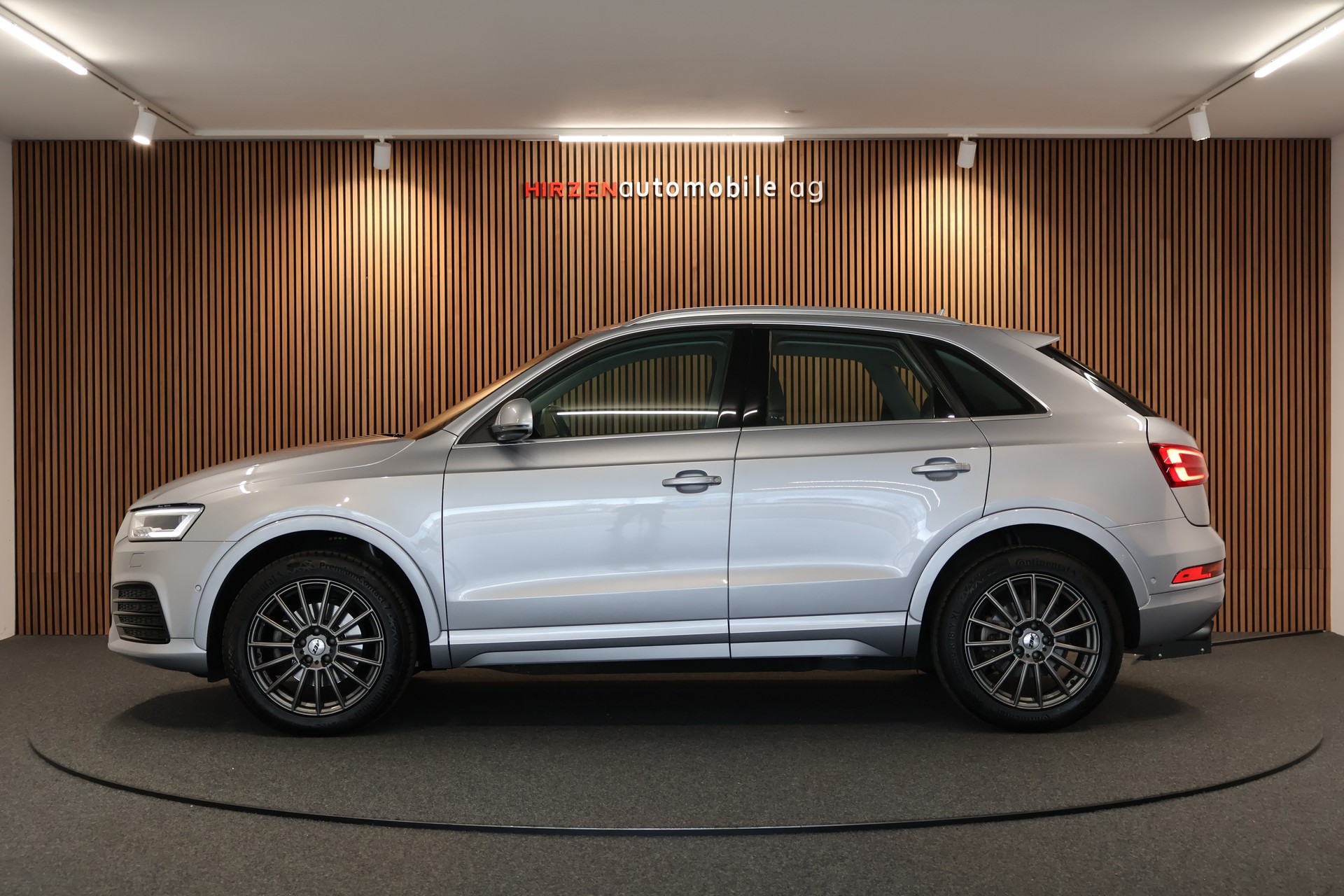 AUDI Q3 1.4 TFSI sport S-tronic-image-1
