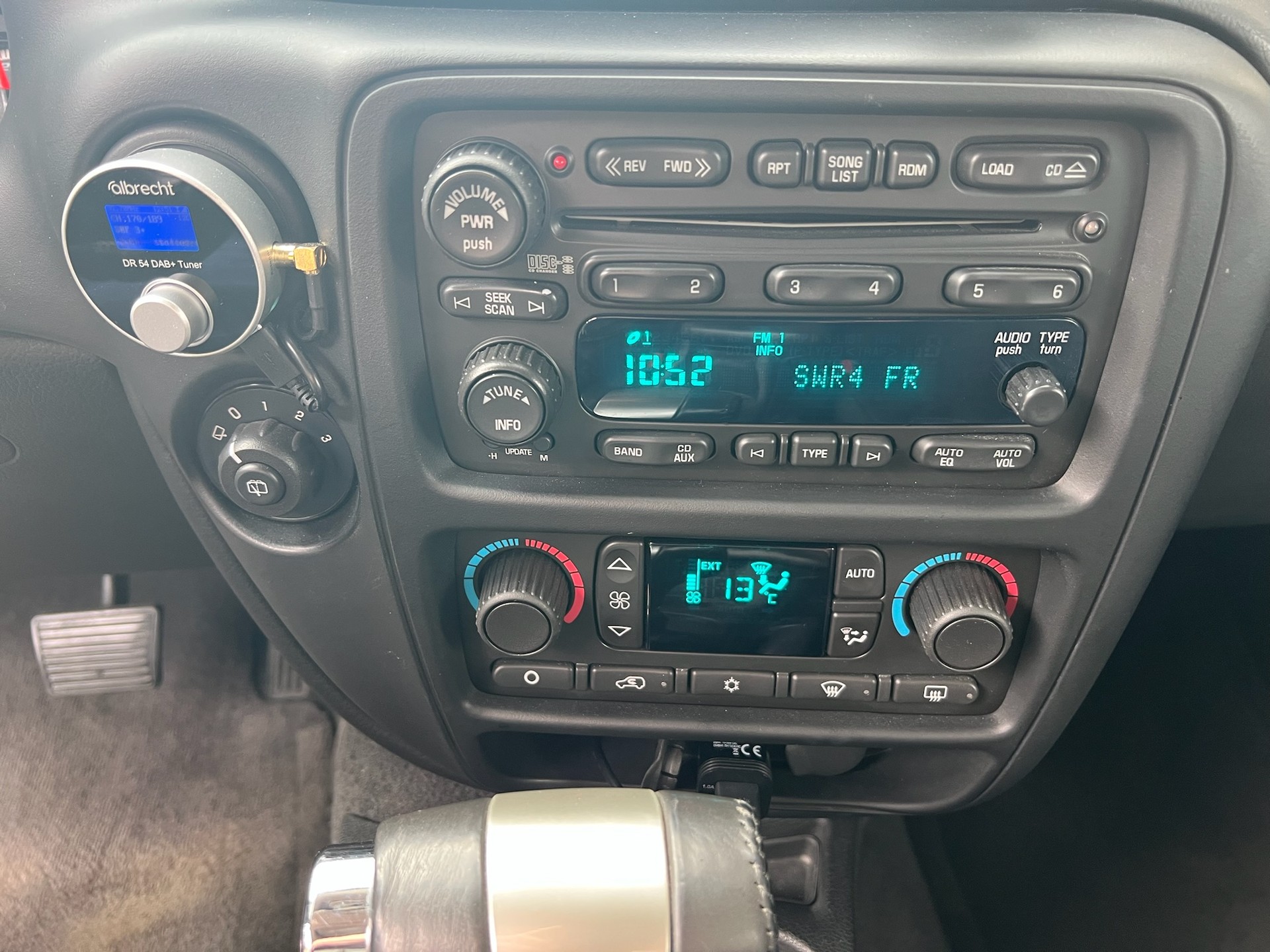 CHEVROLET SS 6.0 LS-2-image-6