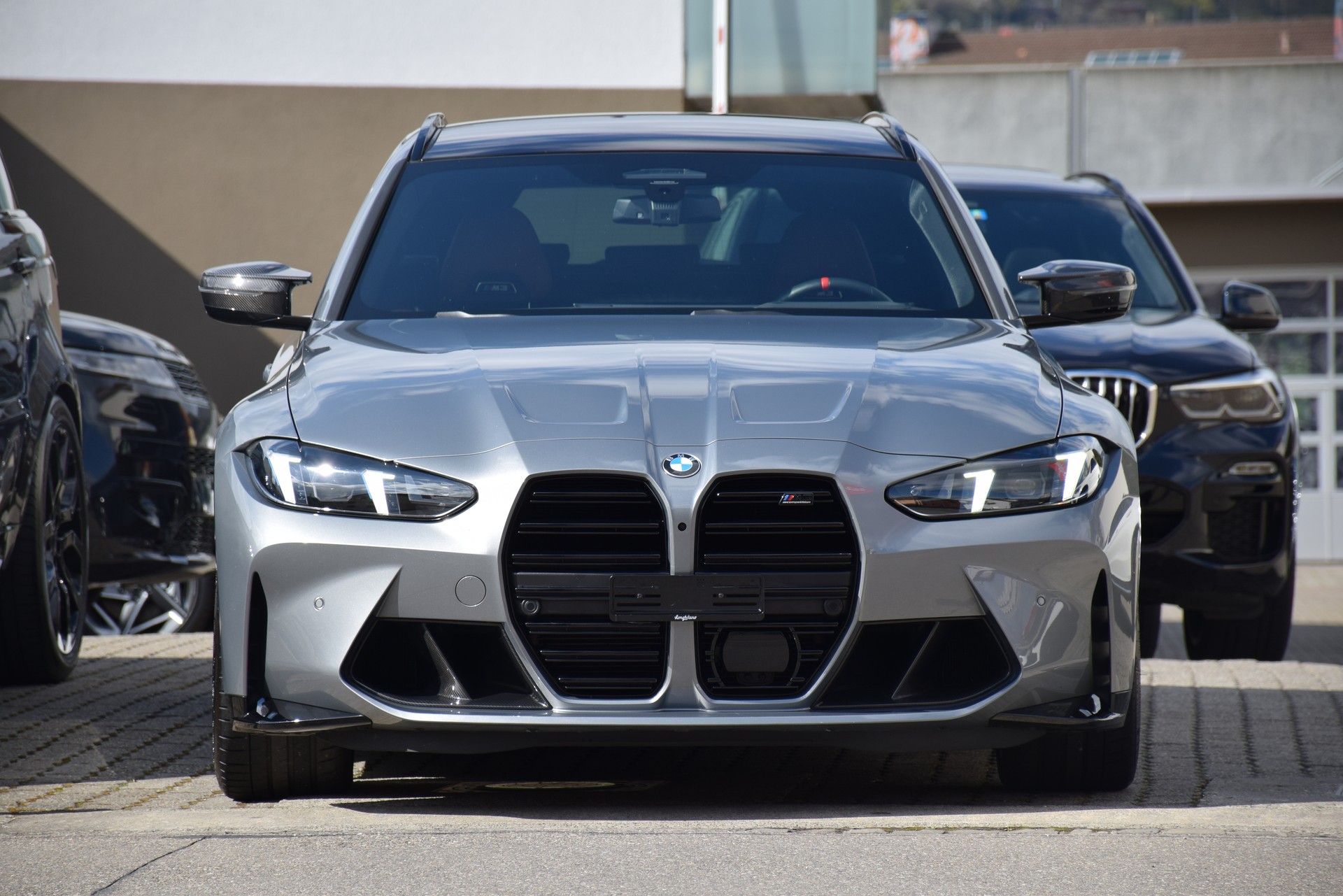 BMW M3 Touring xDrive Competition M LCI-image-2