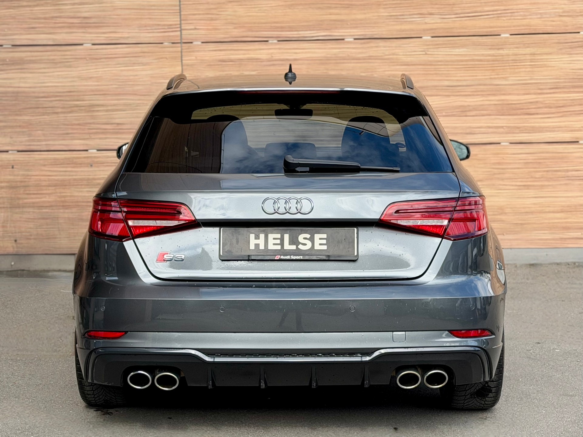 AUDI S3 Sportback 2.0 TFSI quattro S-tronic - Daytonagrau --image-3