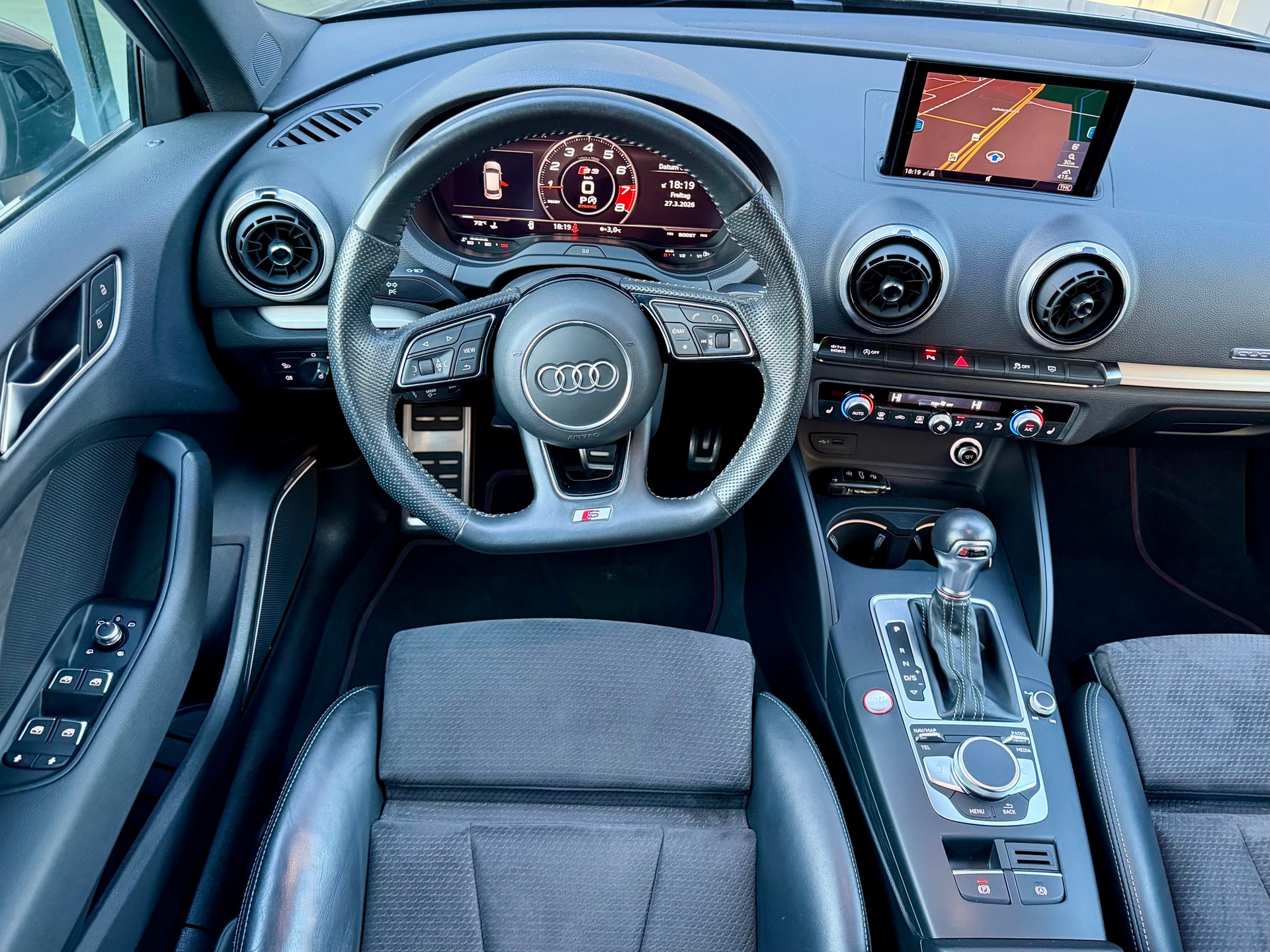 AUDI S3 Sportback 2.0 TFSI quattro S-tronic - Daytonagrau --image-12