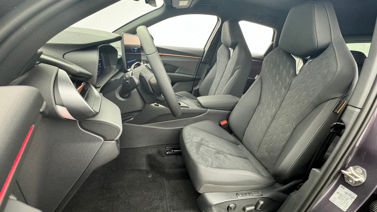 CUPRA Terramar 1.5 eHybrid DSG-image-4