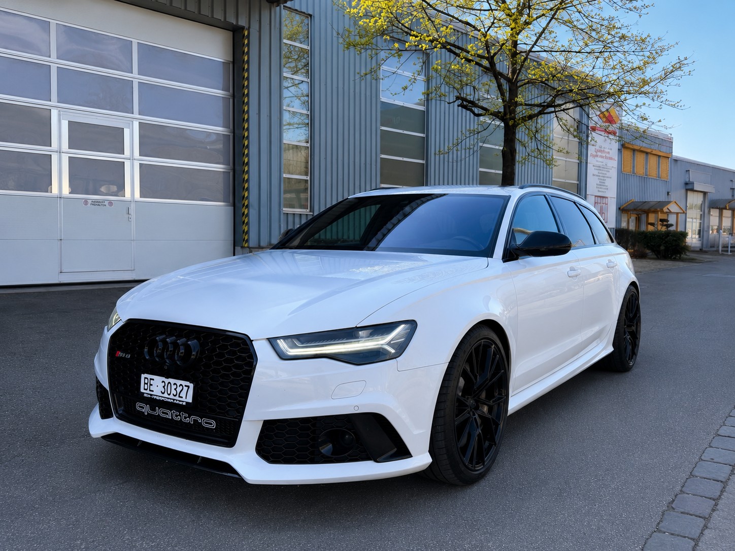 AUDI RS6 Performance-image-0