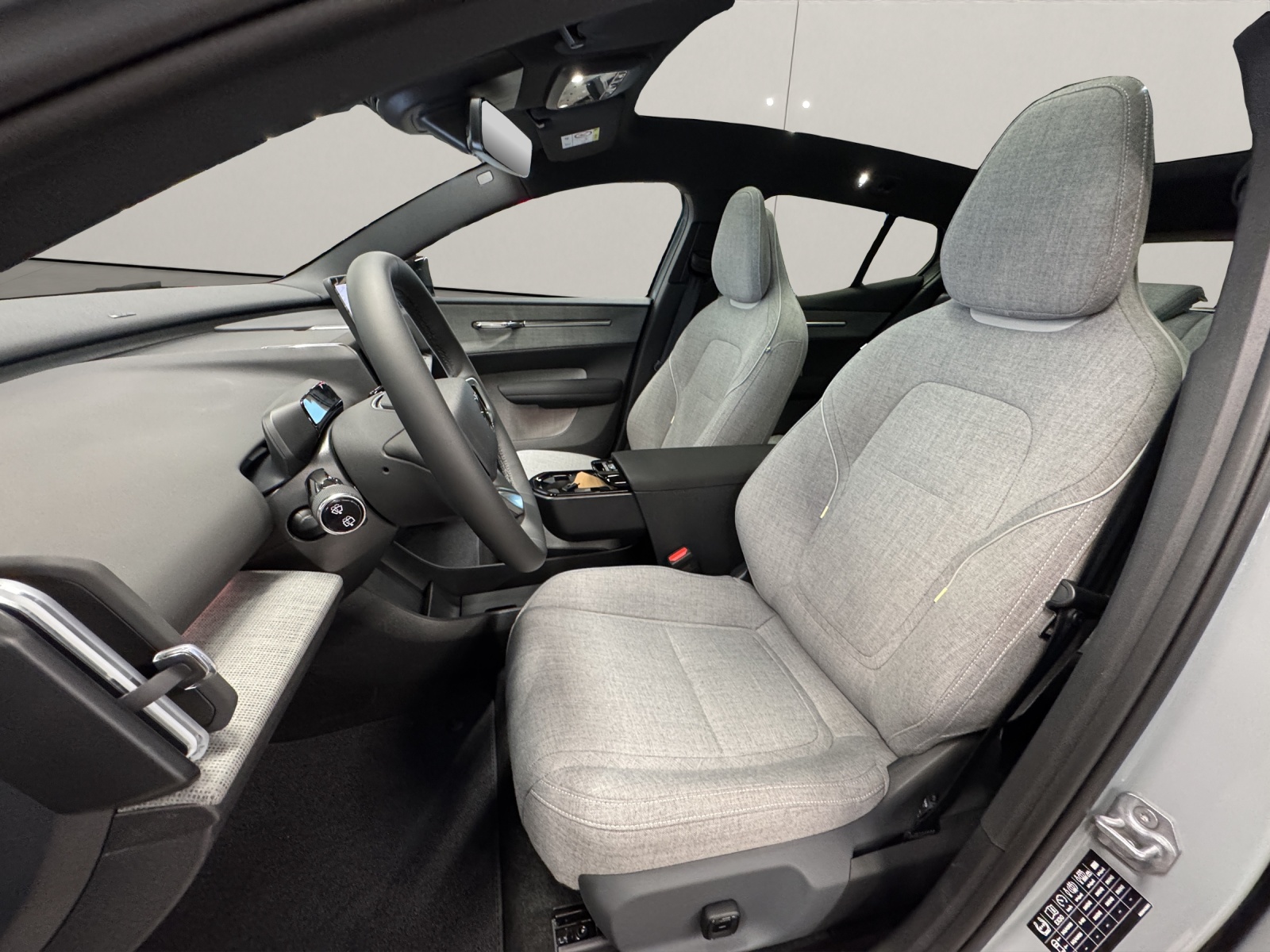 VOLVO EX30 E60 Twin Ultra Performance AWD-image-11