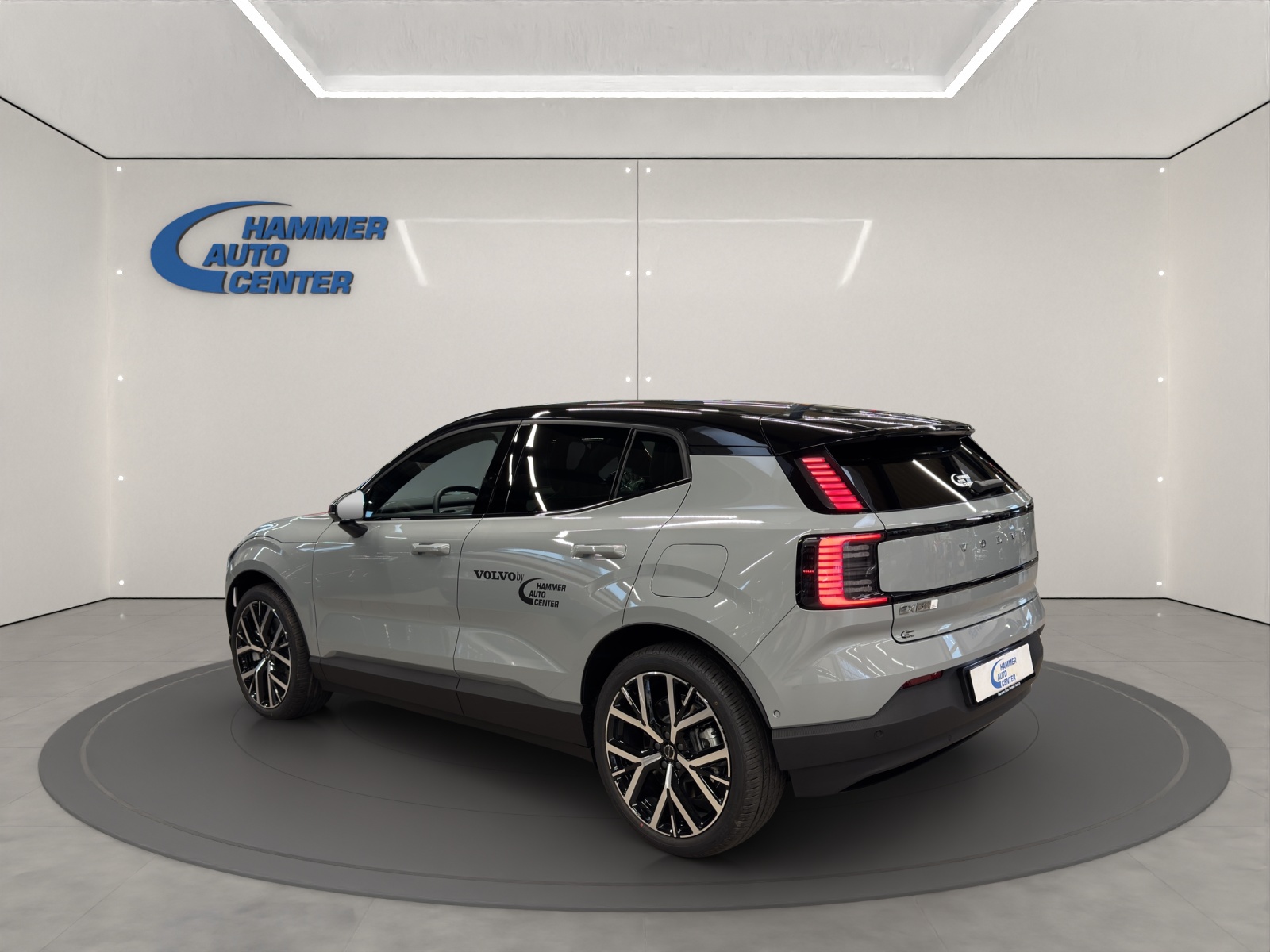 VOLVO EX30 E60 Twin Ultra Performance AWD-image-2