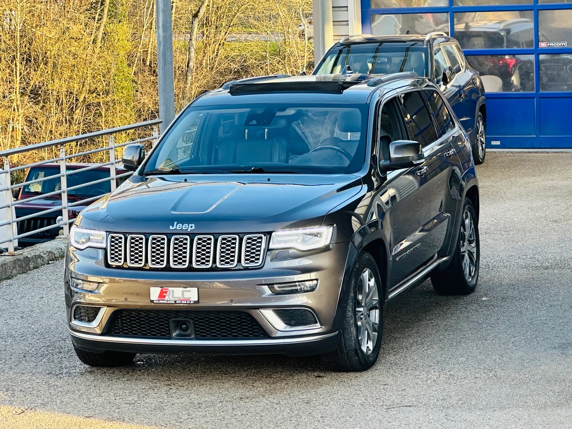 JEEP Grand Cherokee 3.0 CRD Summit Automatic-image-8