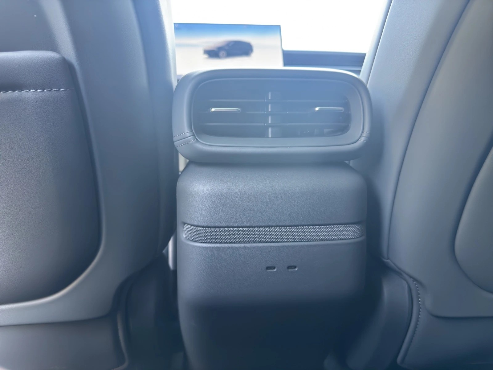 XPENG 80kWh Performance AWD-image-16