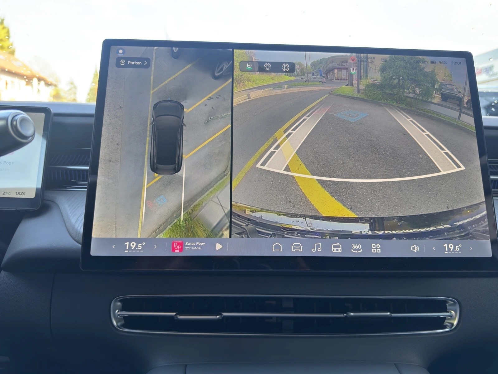 XPENG 80kWh Performance AWD-image-18