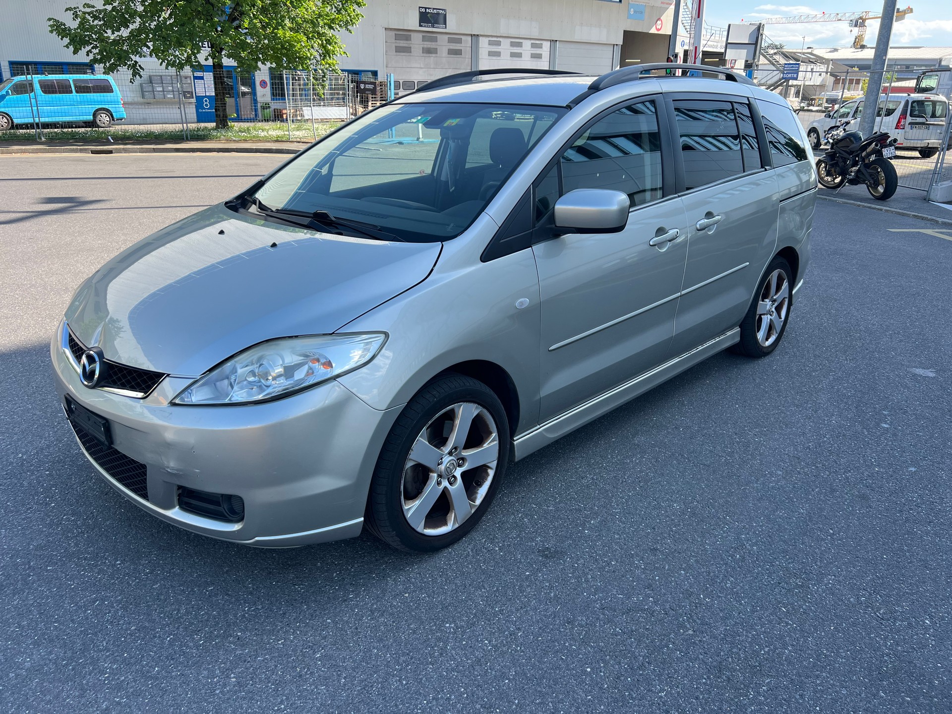 MAZDA 5 2.0 16V Confort-image-0