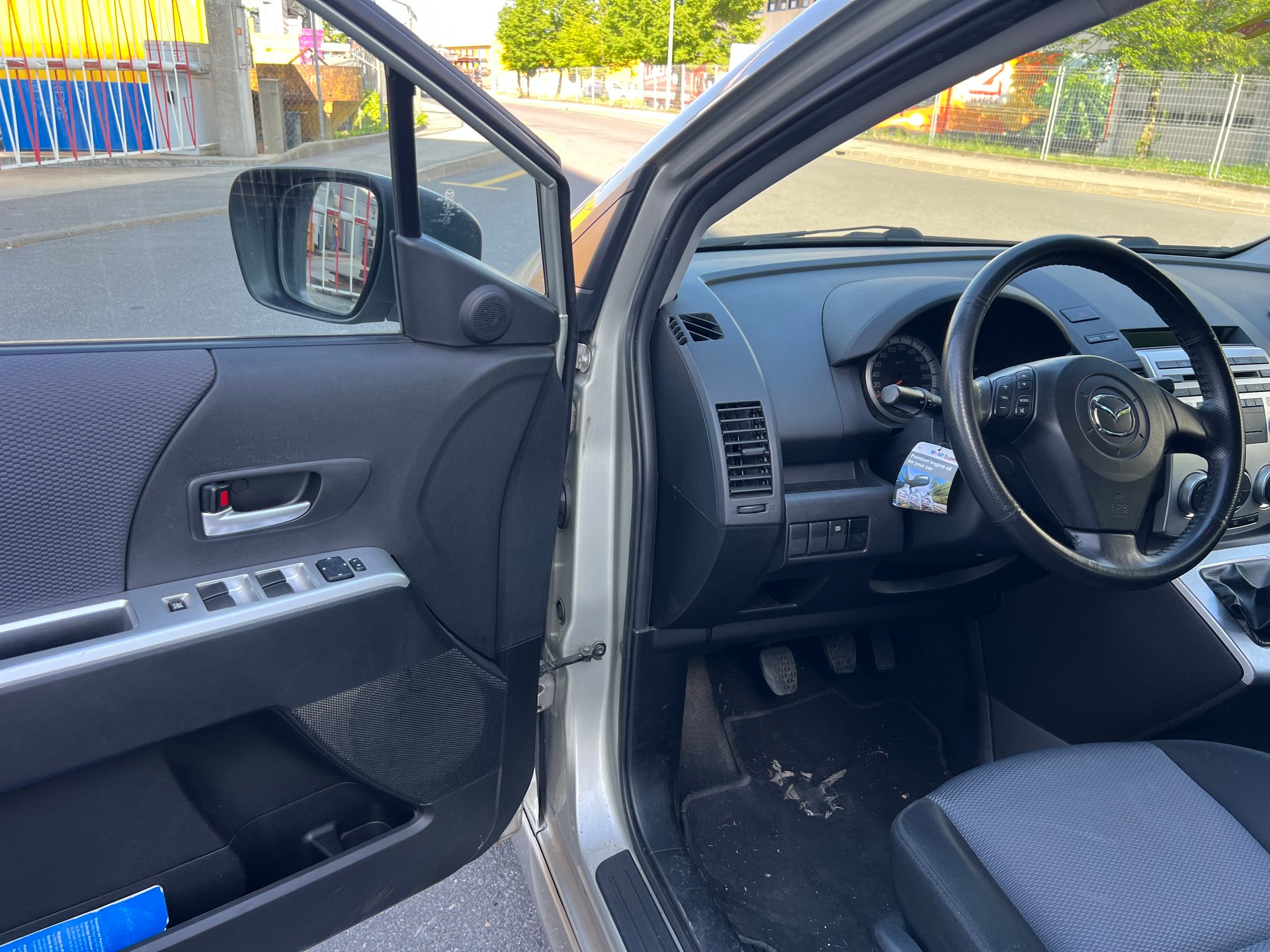 MAZDA 5 2.0 16V Confort-image-8