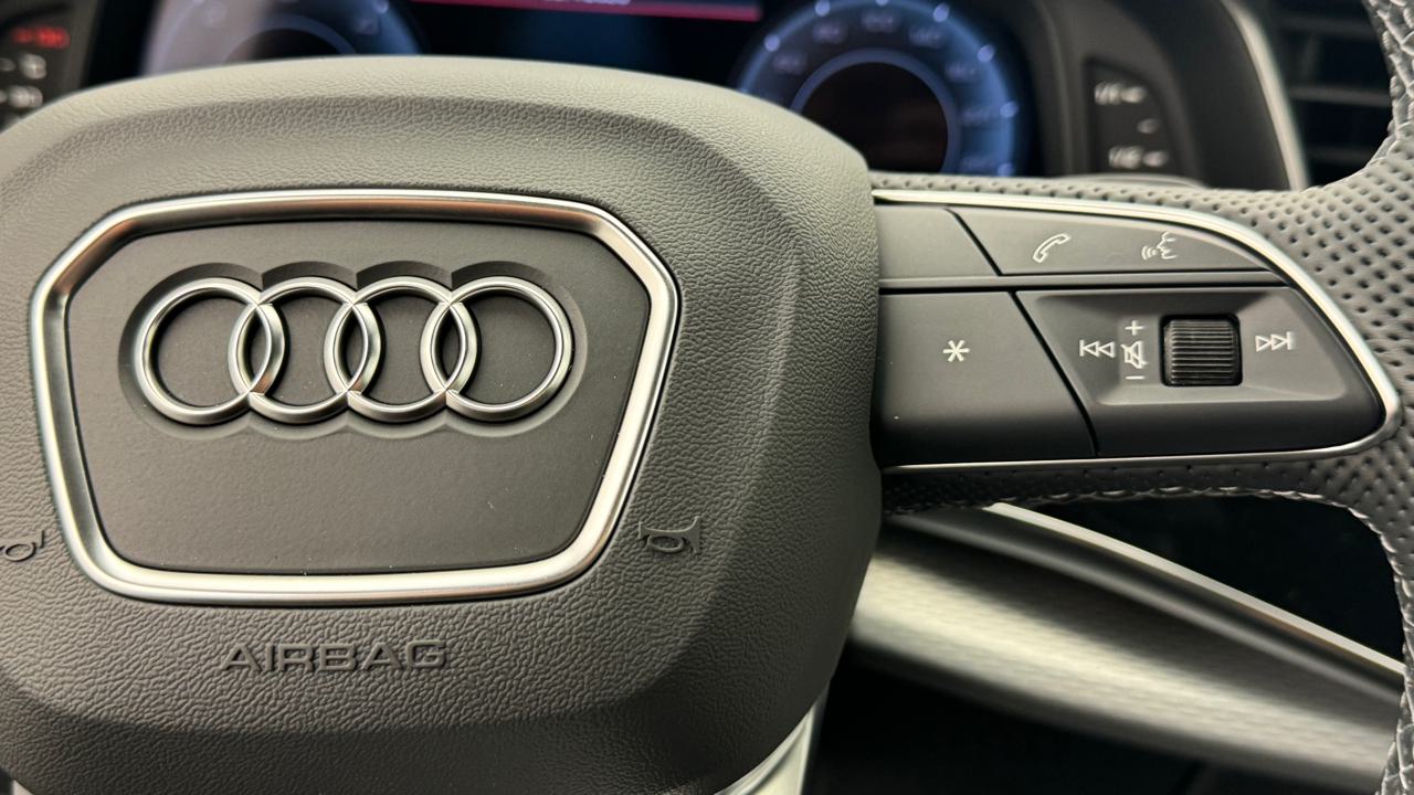 AUDI Q8 SUV TDI quattro 210 kW S line-image-9