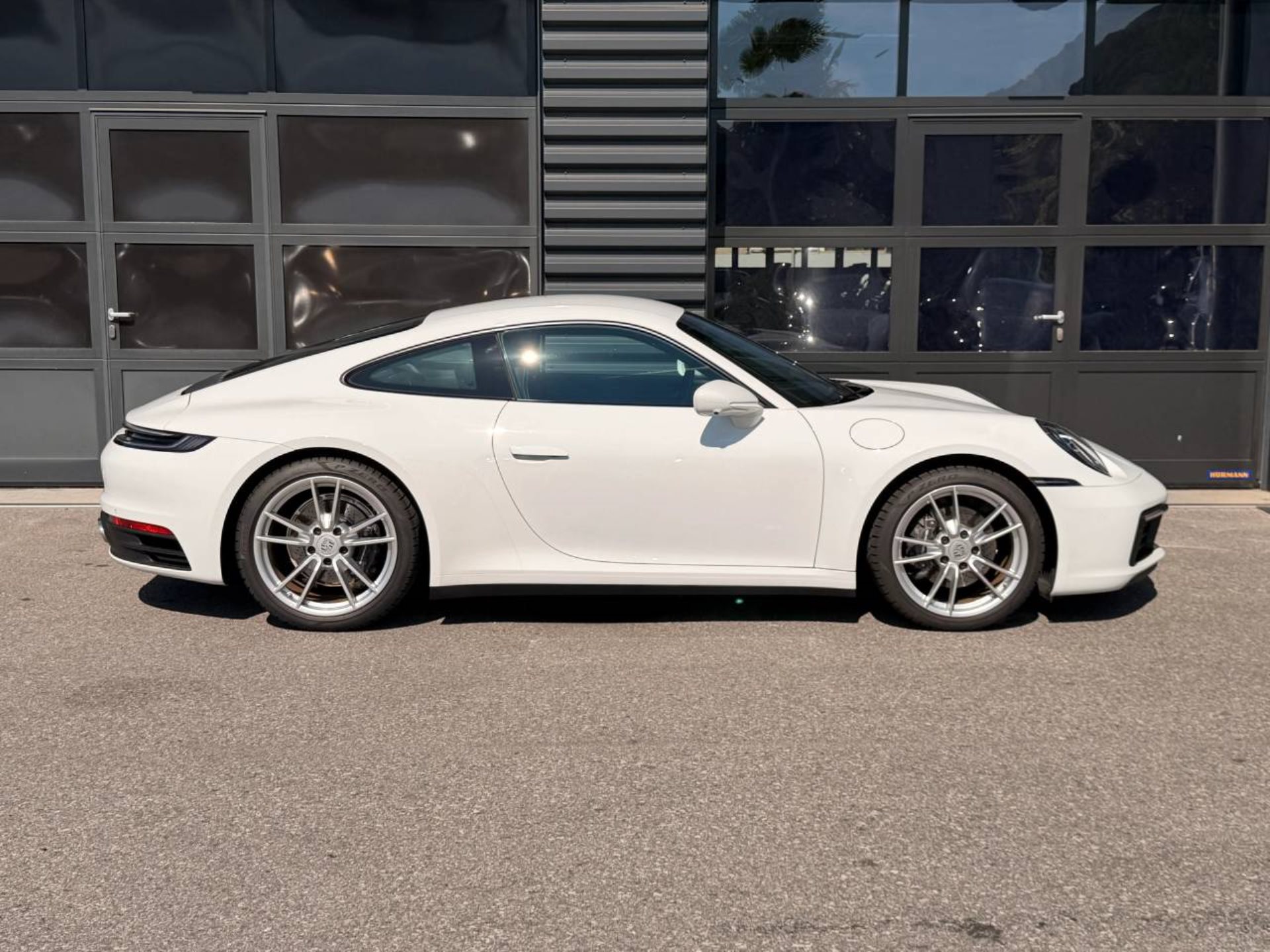 PORSCHE 911 Carrera 4 (MY24)-image-7