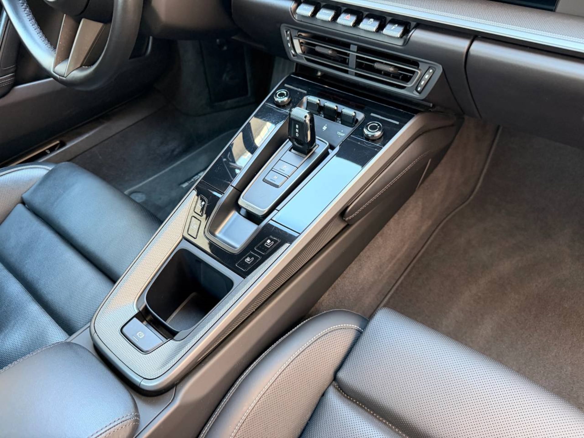 PORSCHE 911 Carrera 4 (MY24)-image-22