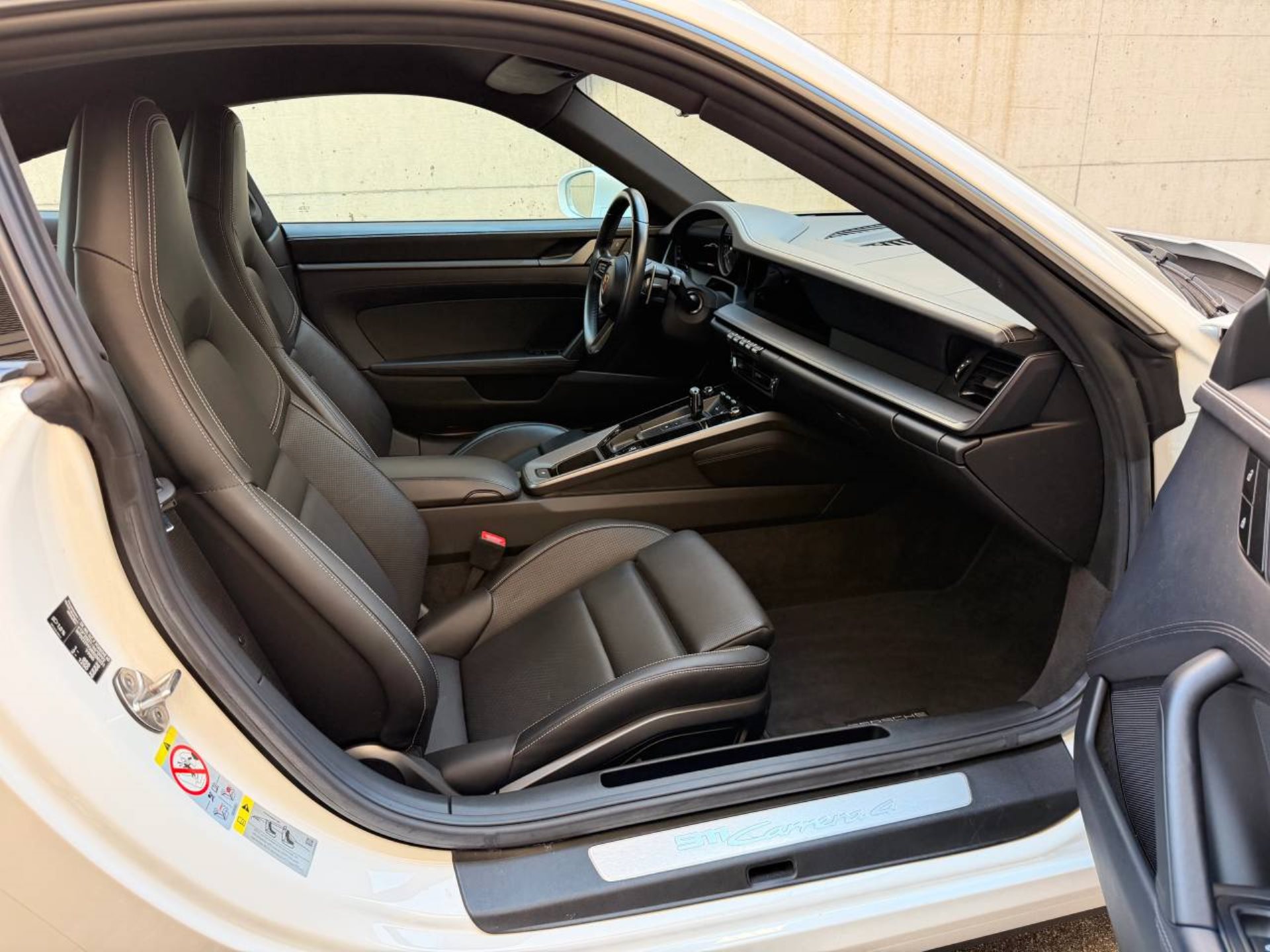 PORSCHE 911 Carrera 4 (MY24)-image-23