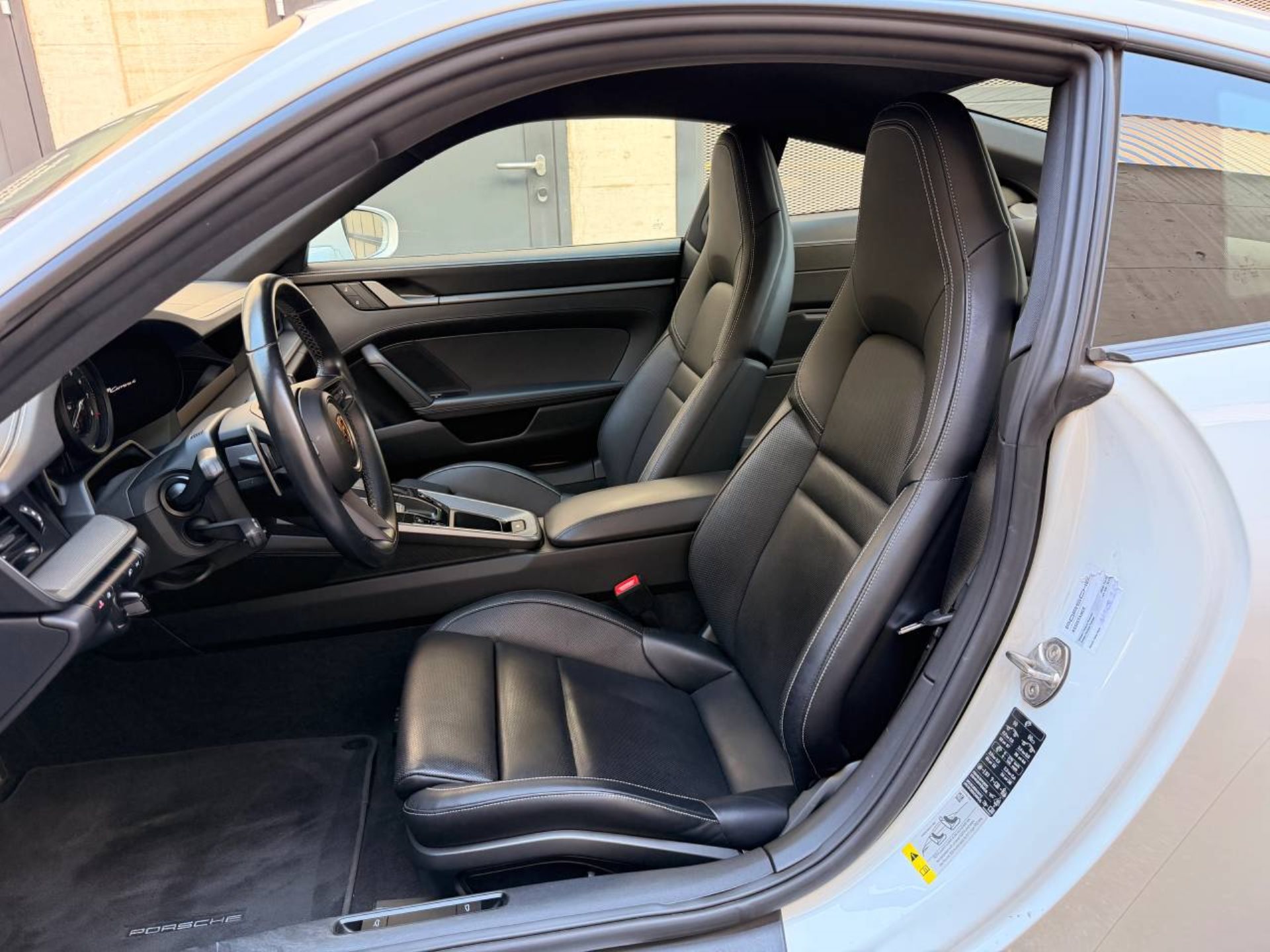 PORSCHE 911 Carrera 4 (MY24)-image-24