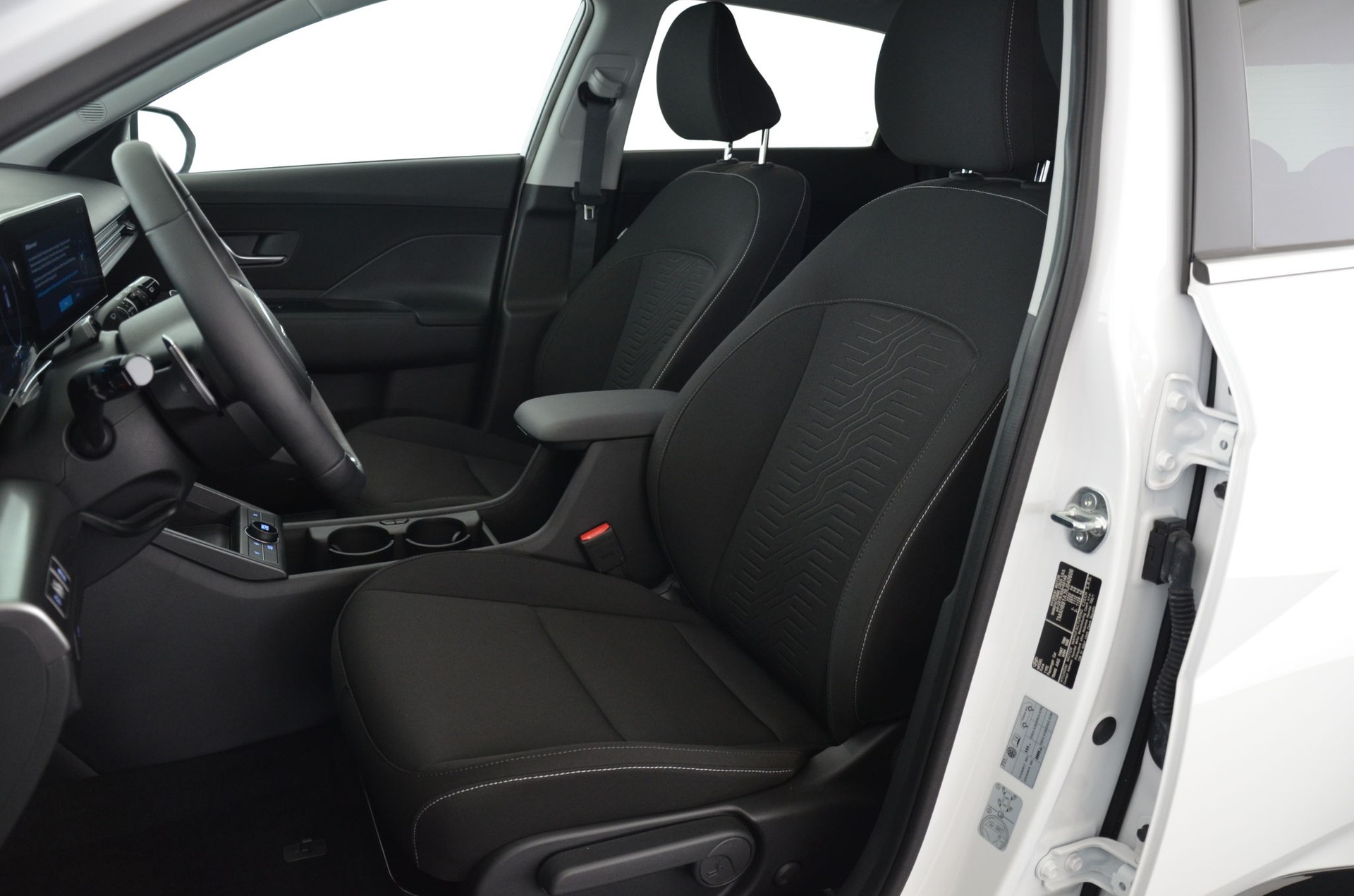 HYUNDAI Kona EV 65.4 kWh Premium *360°*-image-12
