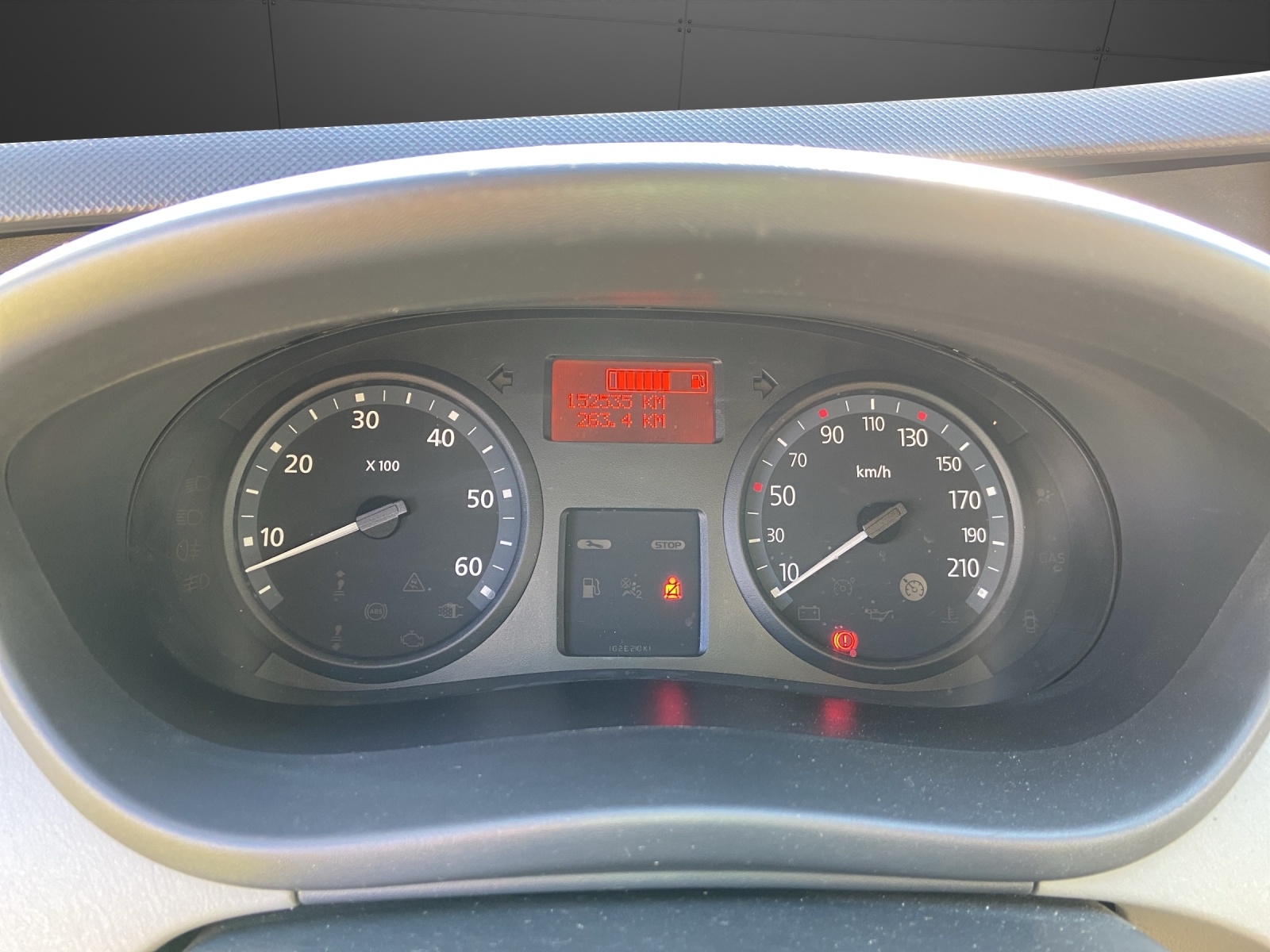 RENAULT Trafic 2.0 dCi 90 2.7t L1H1-image-11