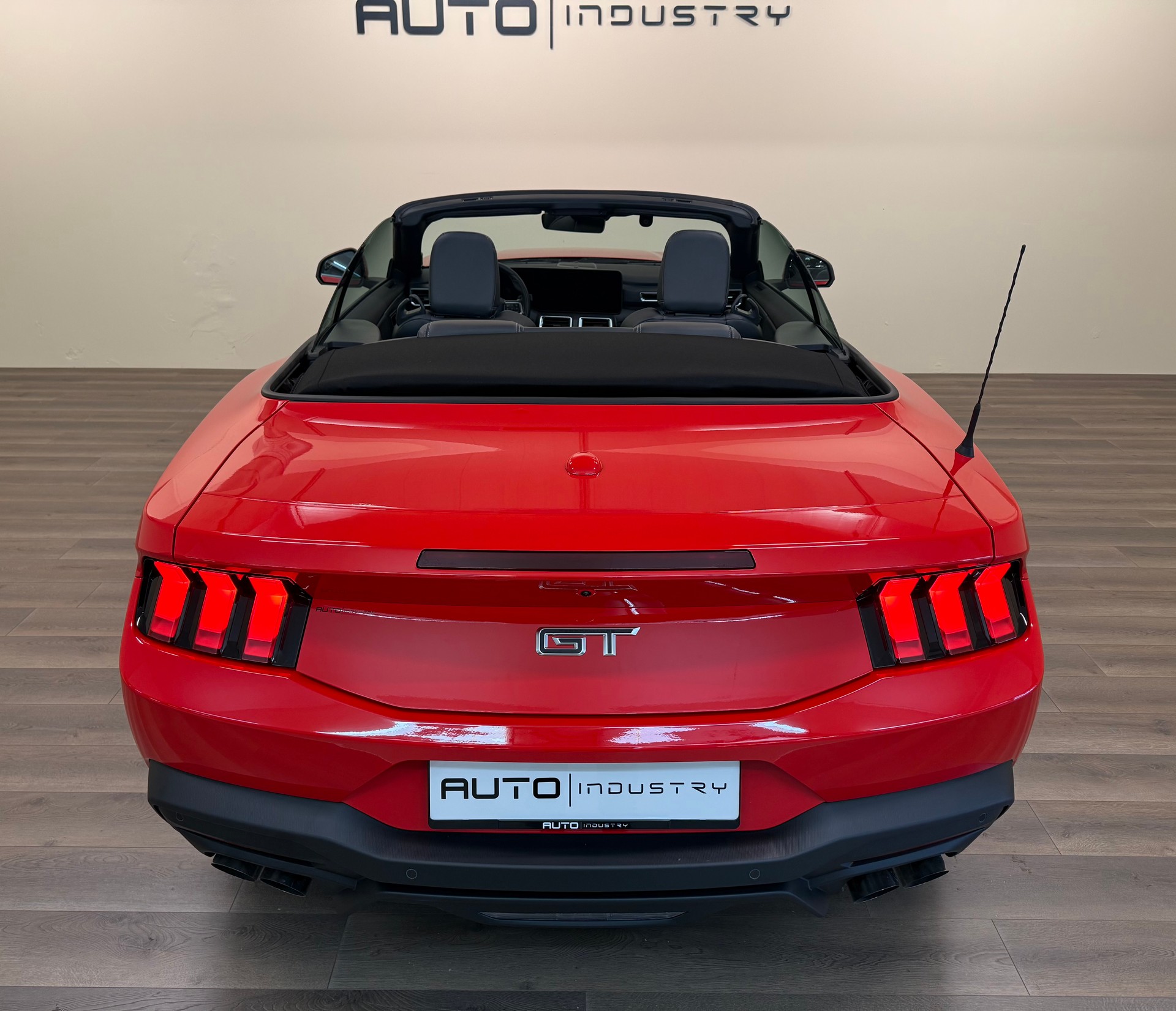 FORD Mustang Convertible 5.0 V8 GT Automat-image-11