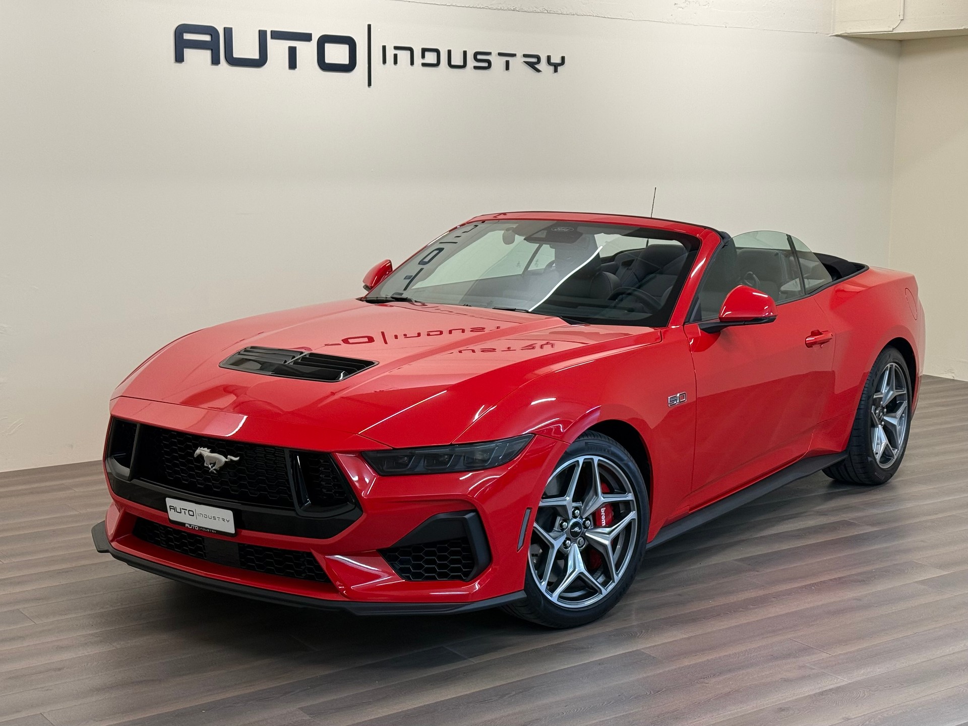 FORD Mustang Convertible 5.0 V8 GT Automat