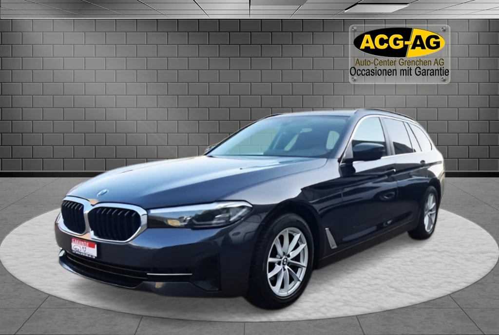 BMW 520d xDrive 48V Touring Steptronic ** Leder ** Gr.Navi ** Parkhilfe v+h ** RF-Kamera 360° **-image-2