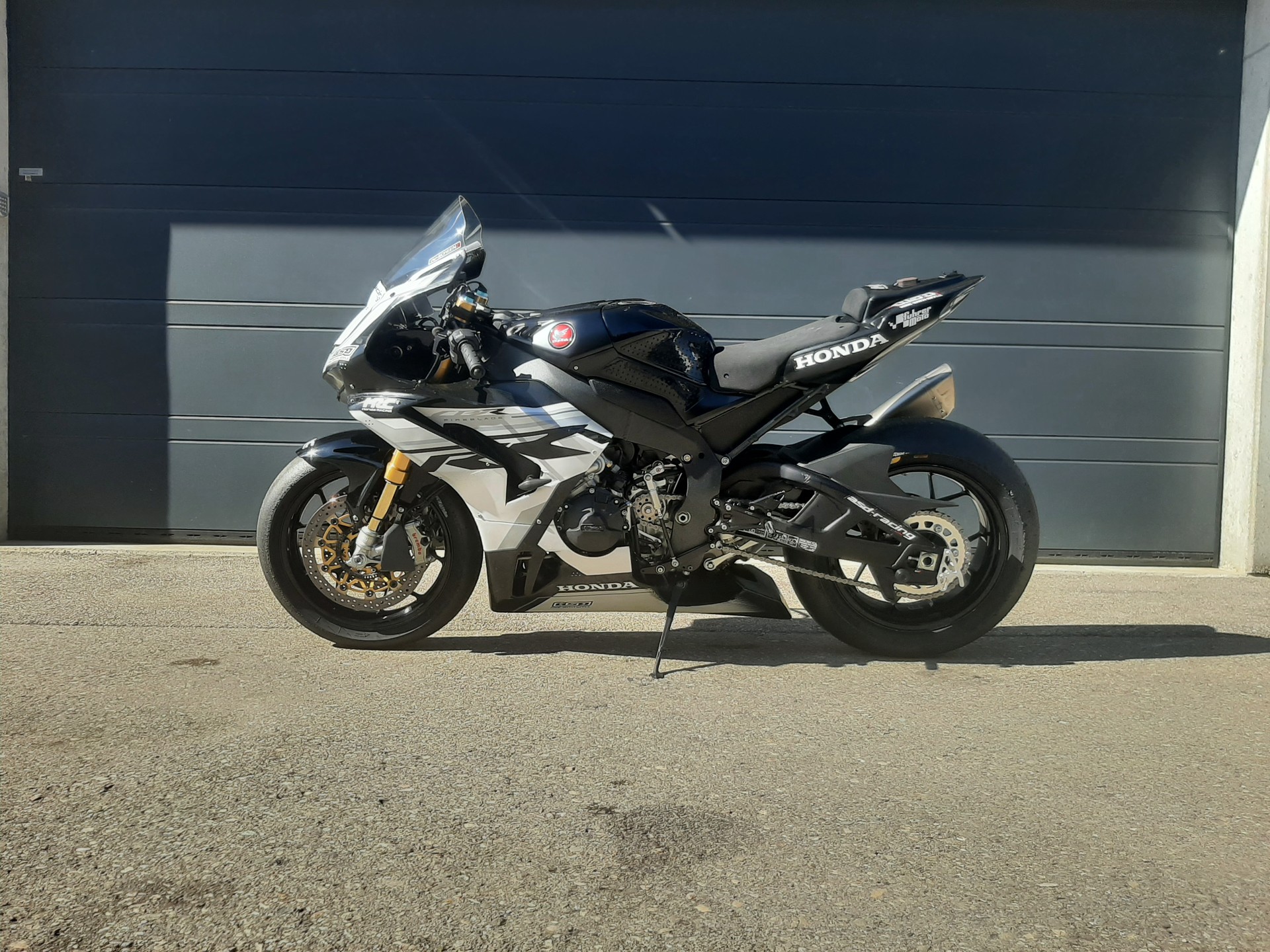 HONDA CBR 1000 RR-R SP-image-6