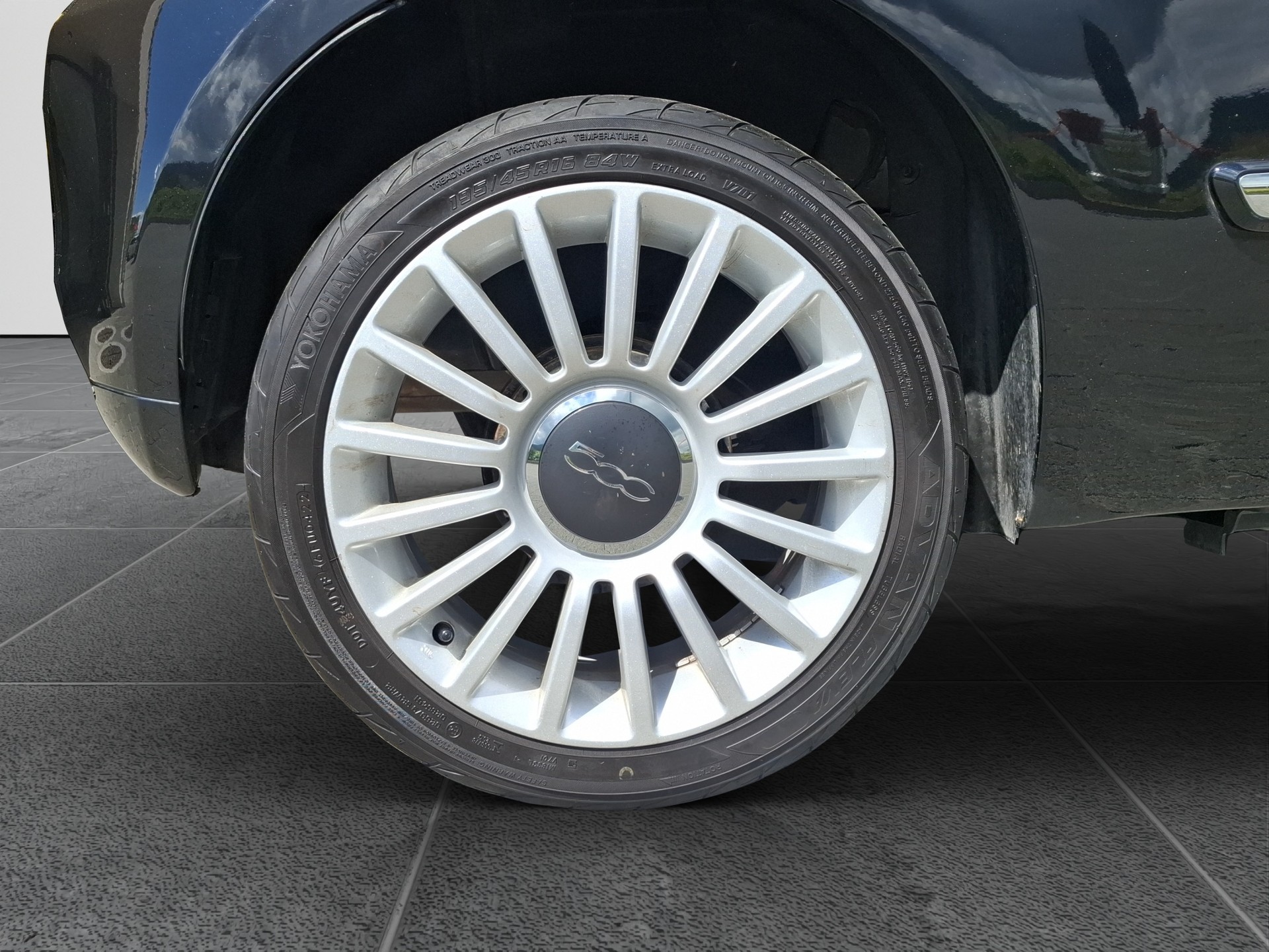 FIAT 500 1.2 Lounge-image-12