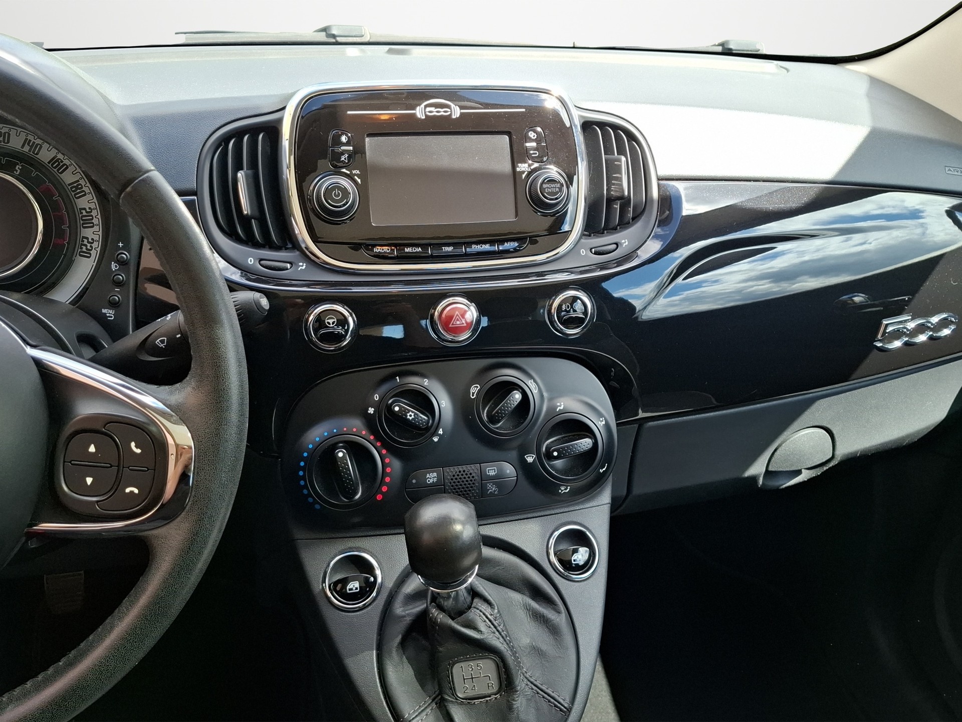 FIAT 500 1.2 Lounge-image-9