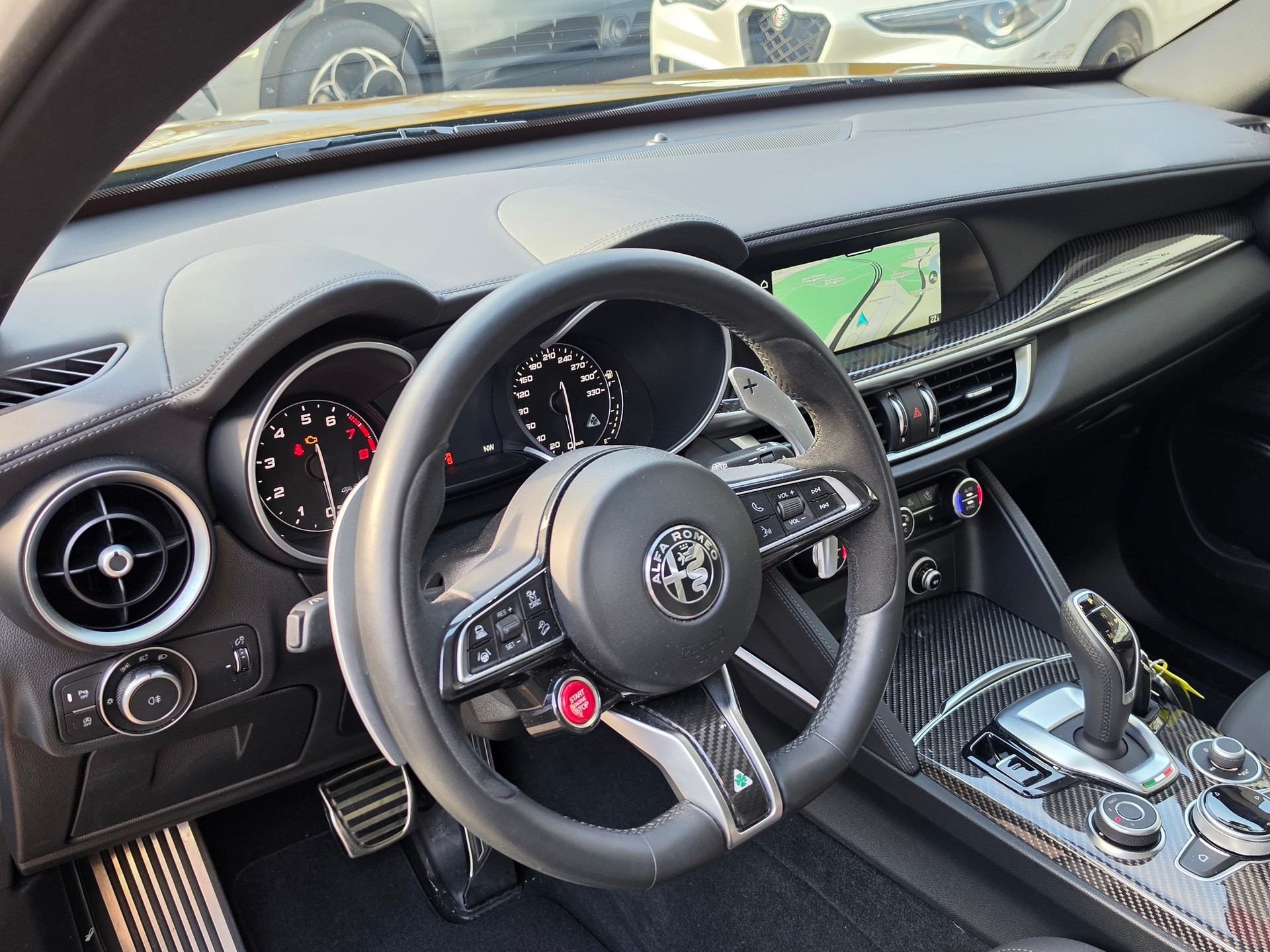 ALFA ROMEO Stelvio 2.9 V6 Quadrifoglio Sky 21 Zoll Q4-image-5