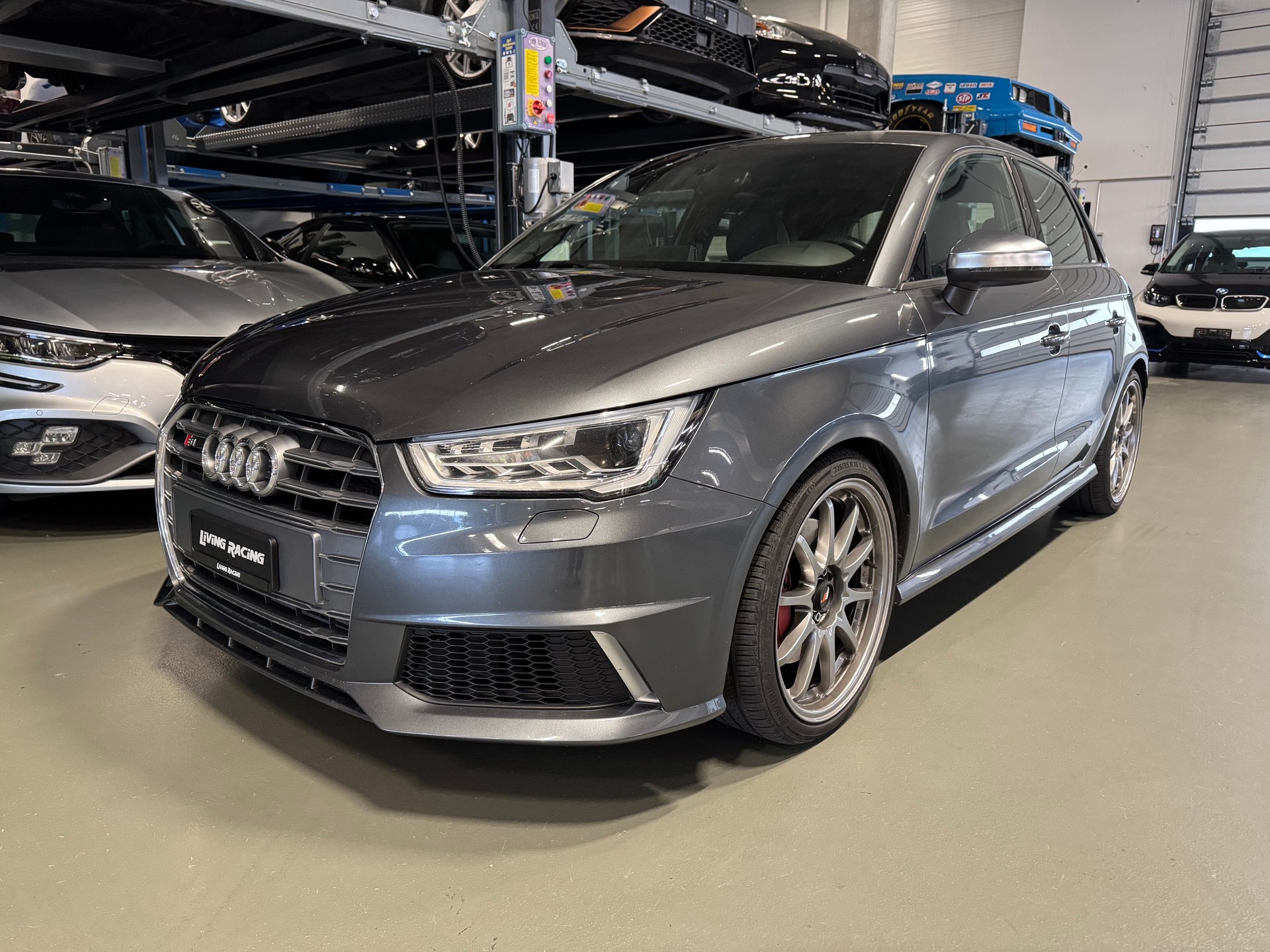 AUDI S1 Sportback 2.0 TFSI quattro *Bull-X-Milltek*-image-1
