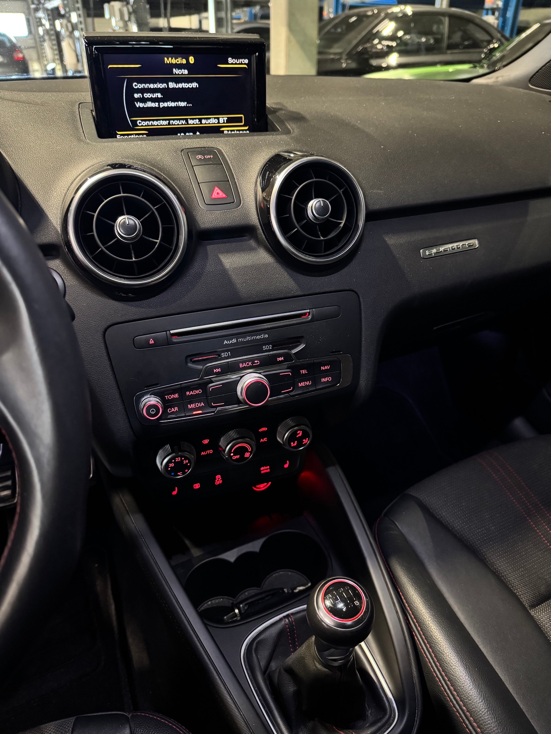 AUDI S1 Sportback 2.0 TFSI quattro *Bull-X-Milltek*-image-9