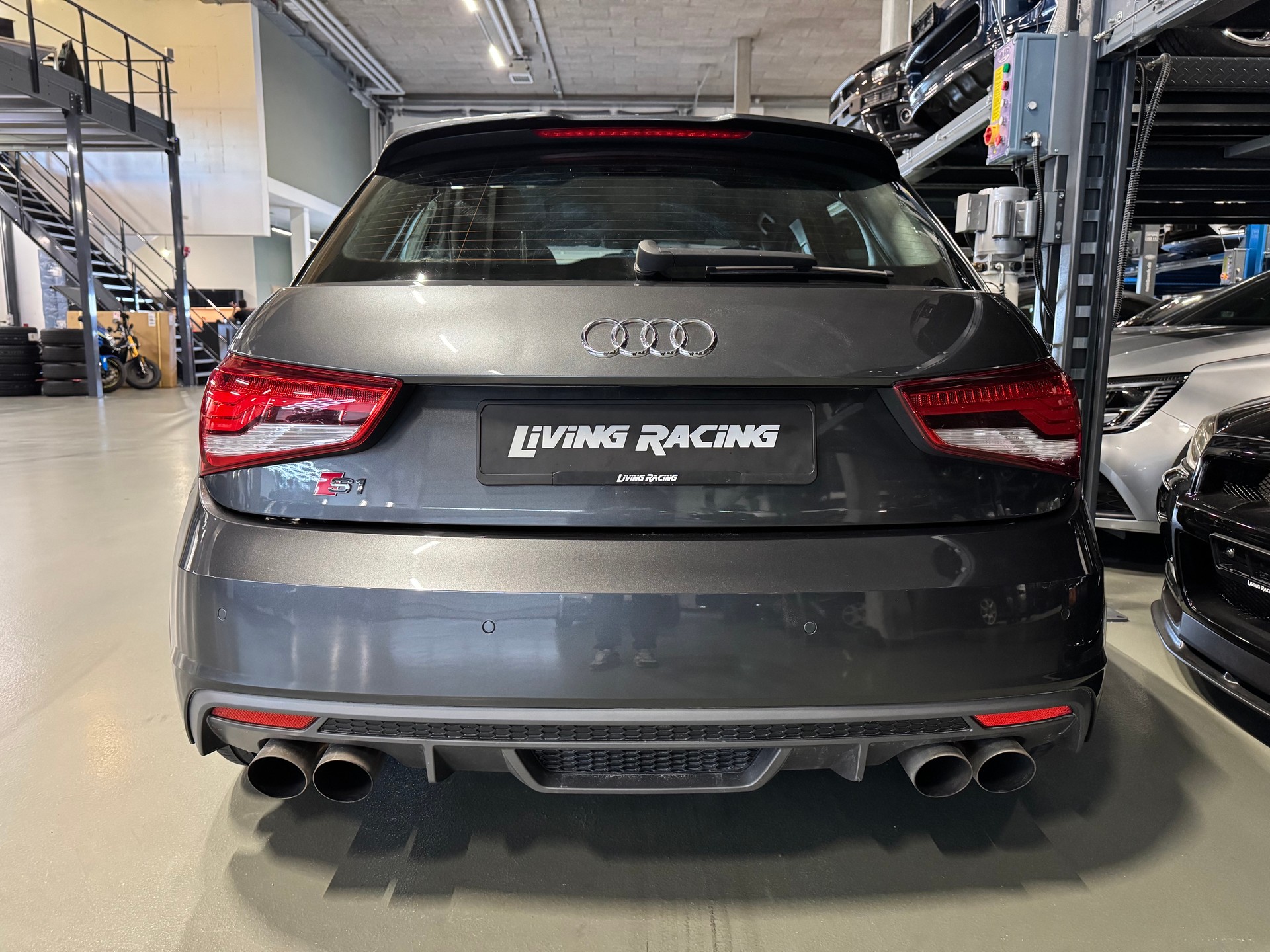 AUDI S1 Sportback 2.0 TFSI quattro *Bull-X-Milltek*-image-3