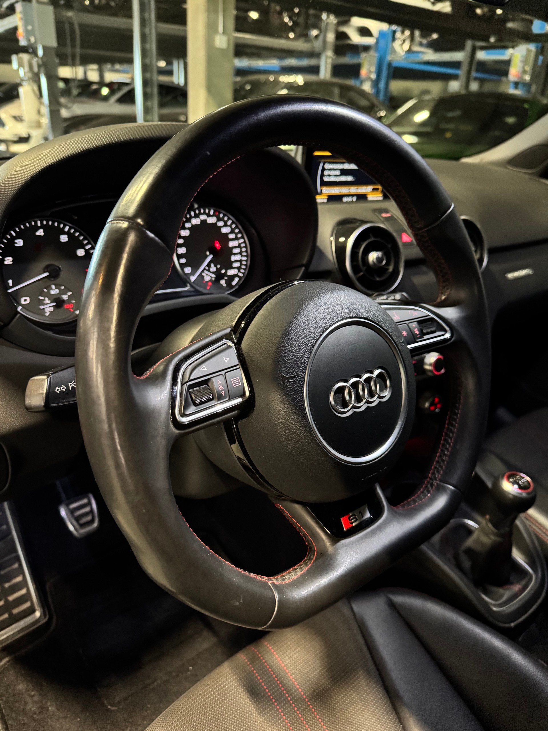 AUDI S1 Sportback 2.0 TFSI quattro *Bull-X-Milltek*-image-8