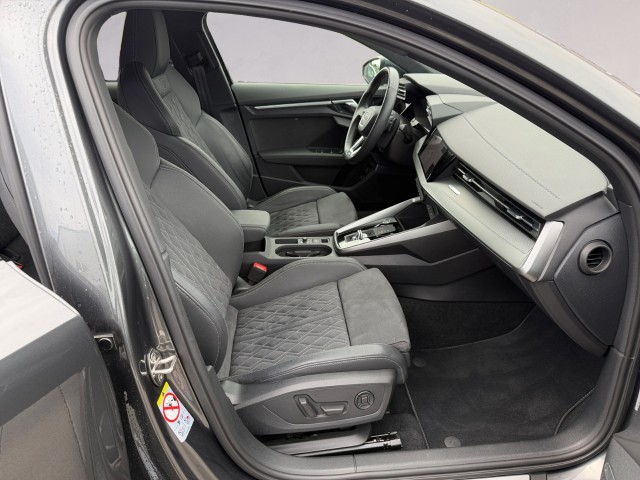 AUDI A3 Sportback 40 TFSI e S line Attraction S-tronic-image-16