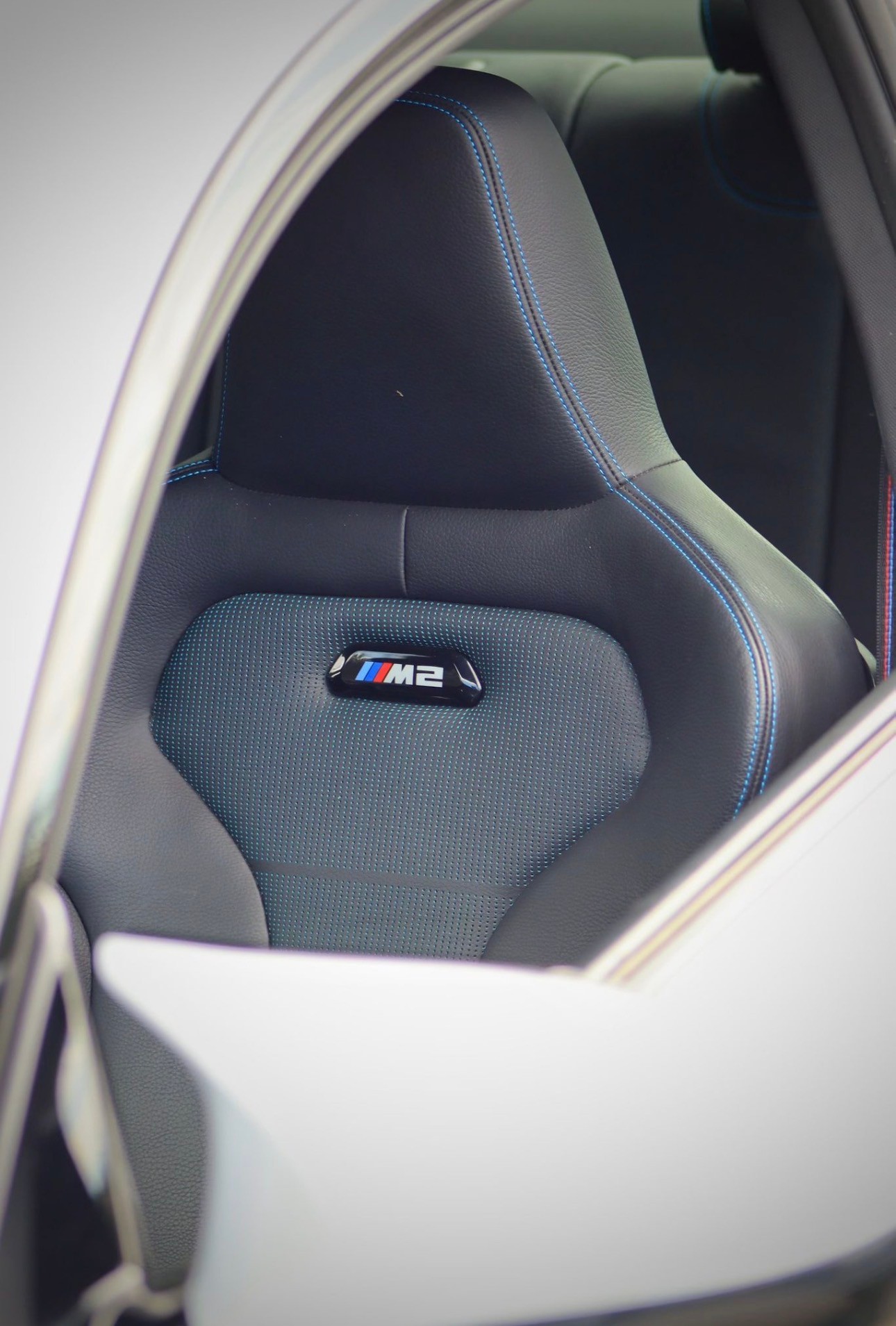 BMW M2 Competition-image-5