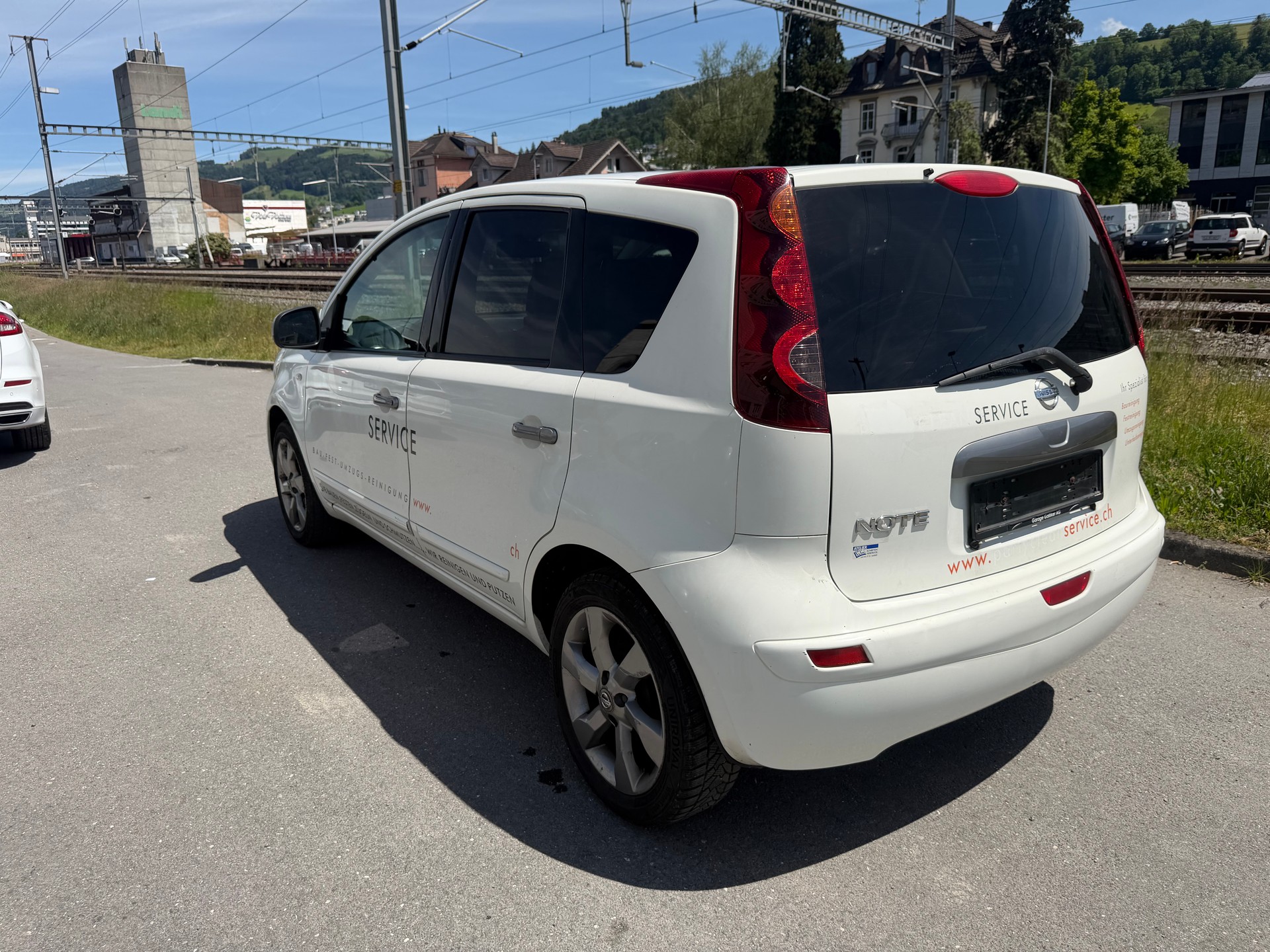 NISSAN Note 1.6 acenta Automatic-image-5