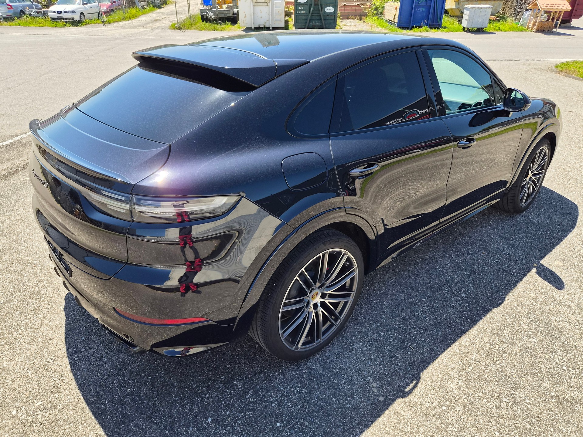 PORSCHE Cayenne GTS Coupé-image-2