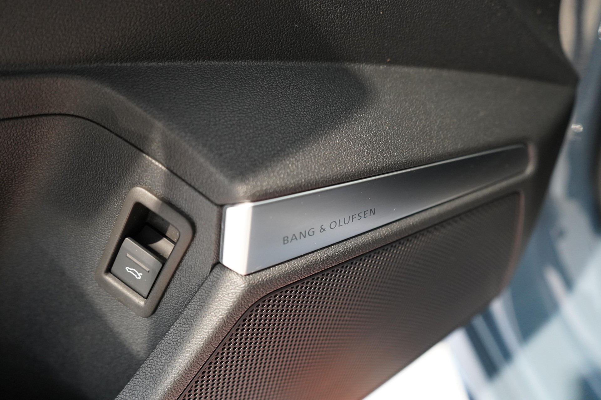 AUDI RS3 Sportback 2.5 TFSI quattro S-Tronic-image-20