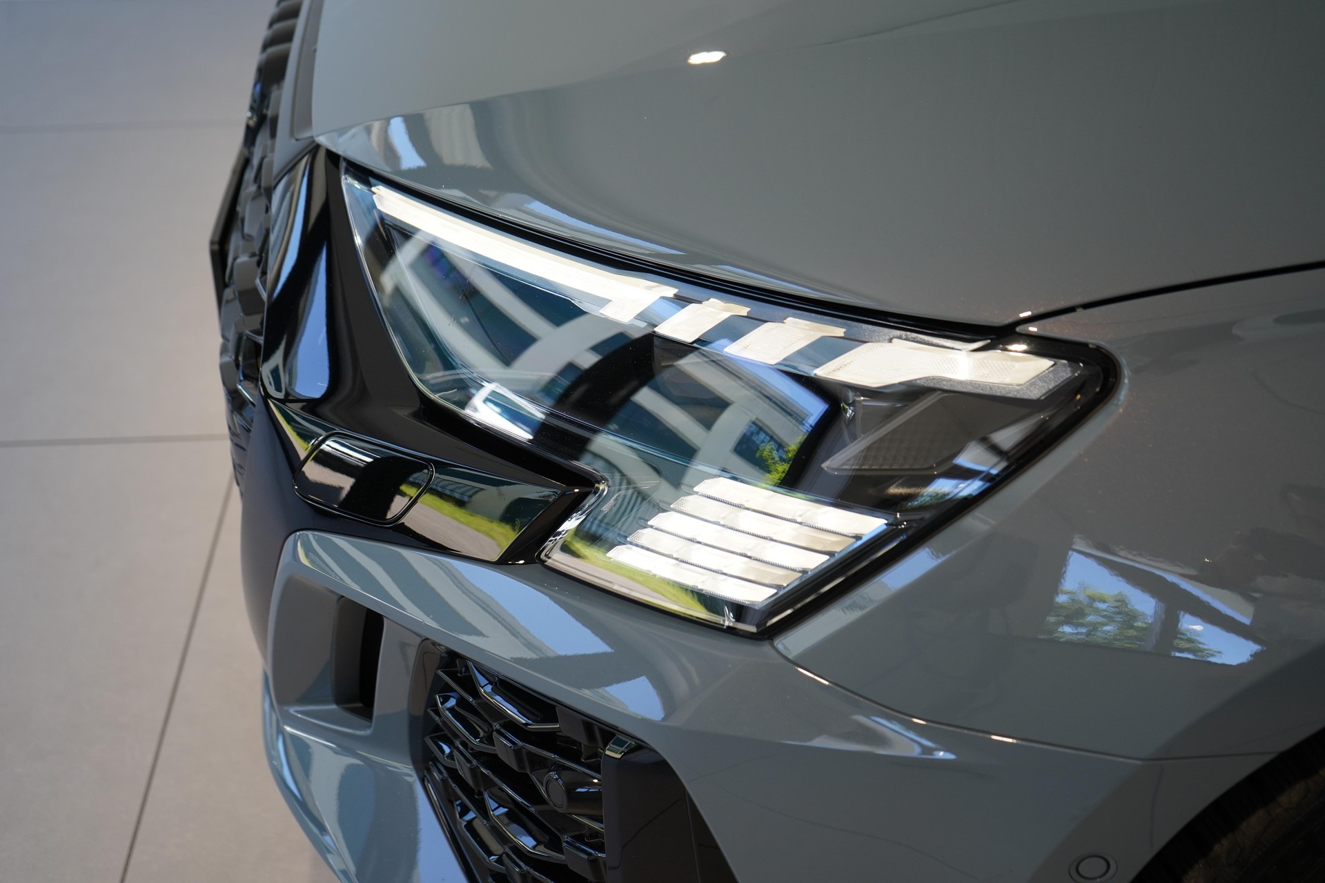 AUDI RS3 Sportback 2.5 TFSI quattro S-Tronic-image-23