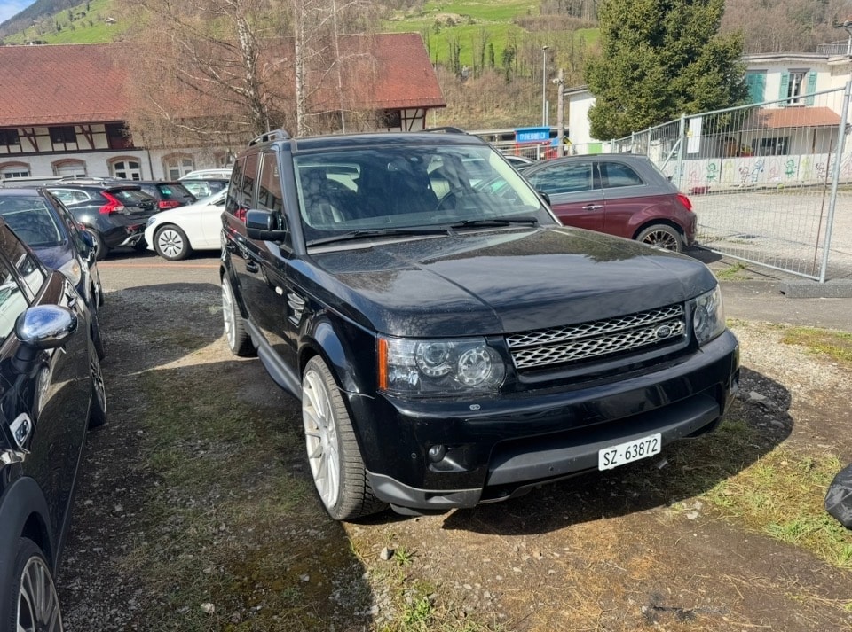 LAND ROVER 3.0 SDV6 HSE-image-0