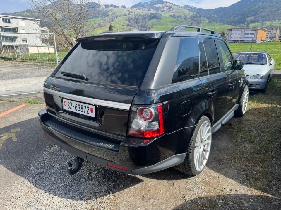LAND ROVER 3.0 SDV6 HSE-image-1