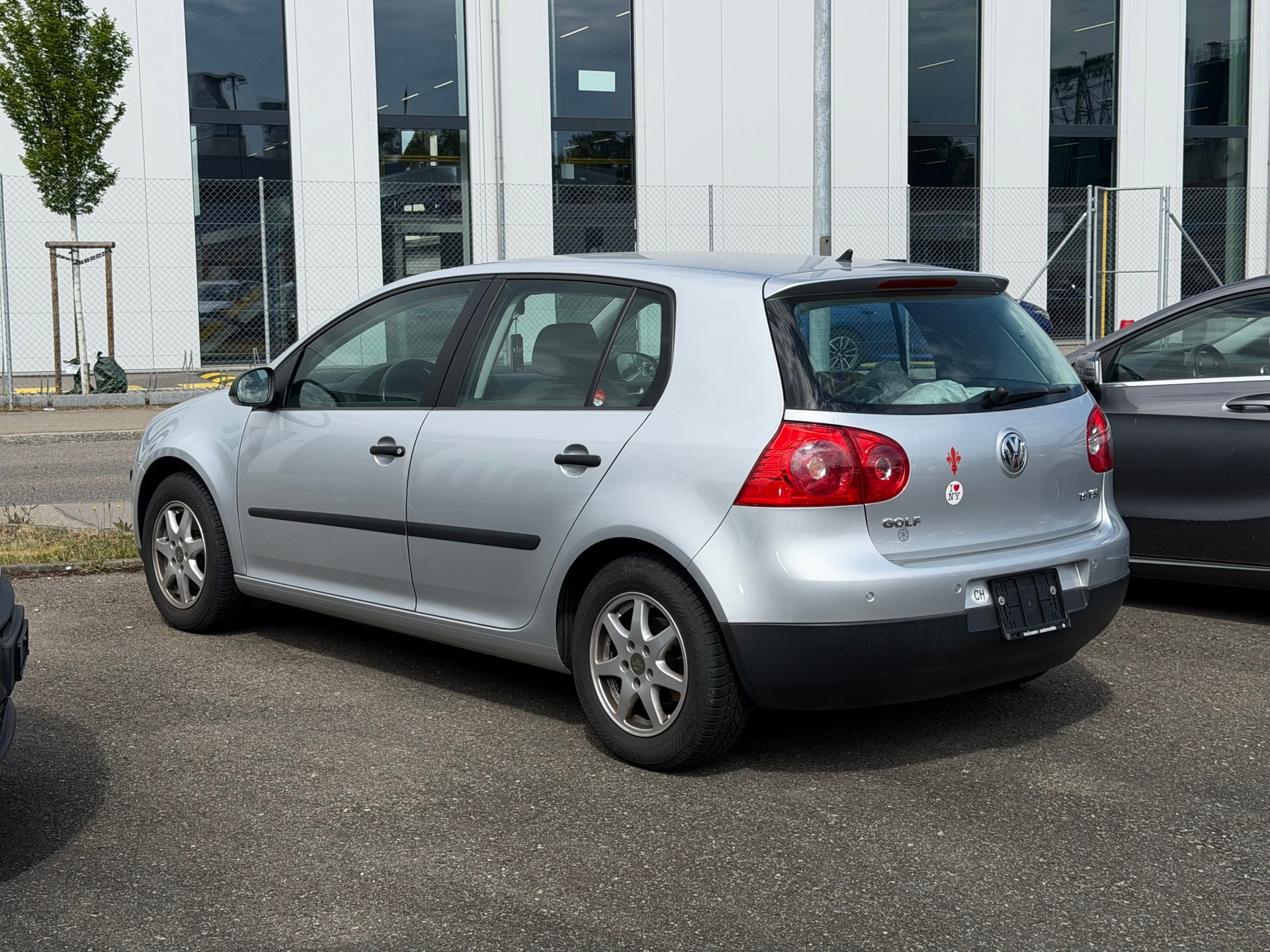 VW Golf 1.6 FSI Comfortline (Motor Problem nicht fahrbar)-image-3